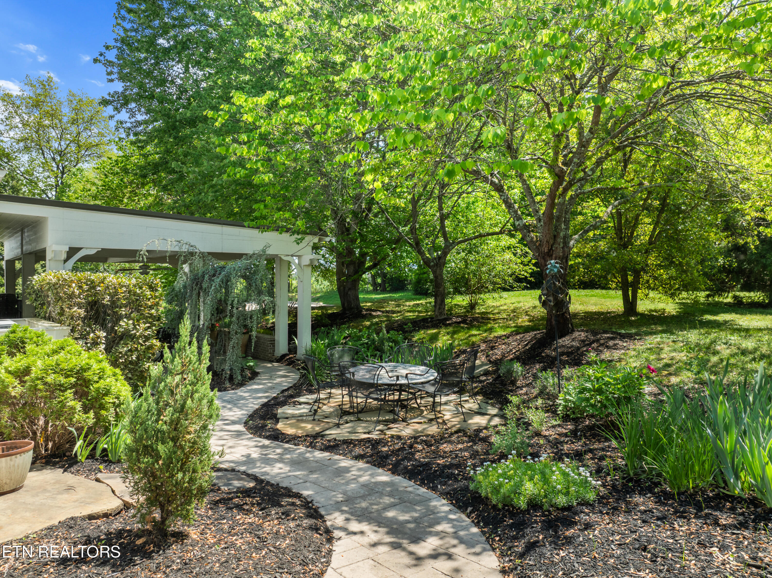 551 Colonial Ridge Lane Knoxville TN 37934