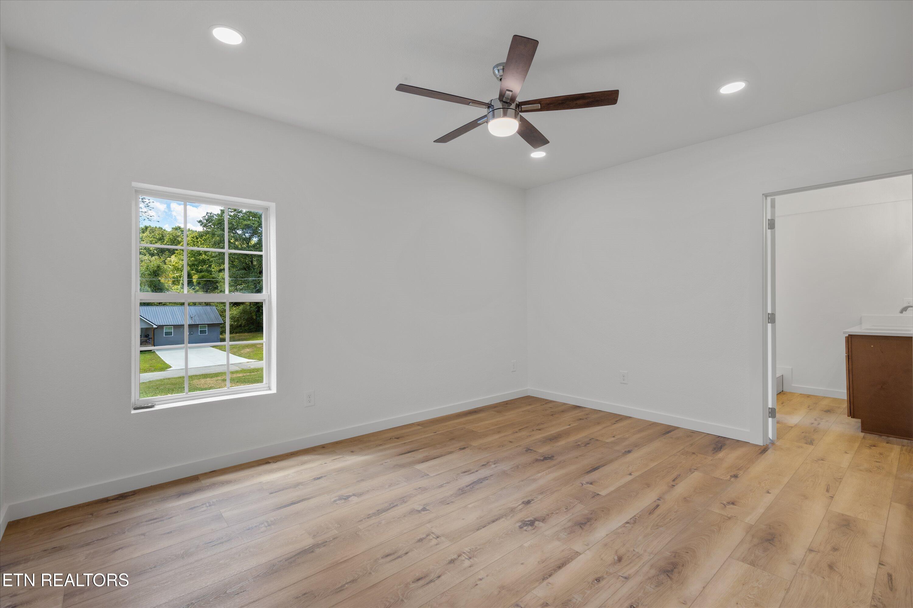 100 Sierra Place Rockwood TN 37854
