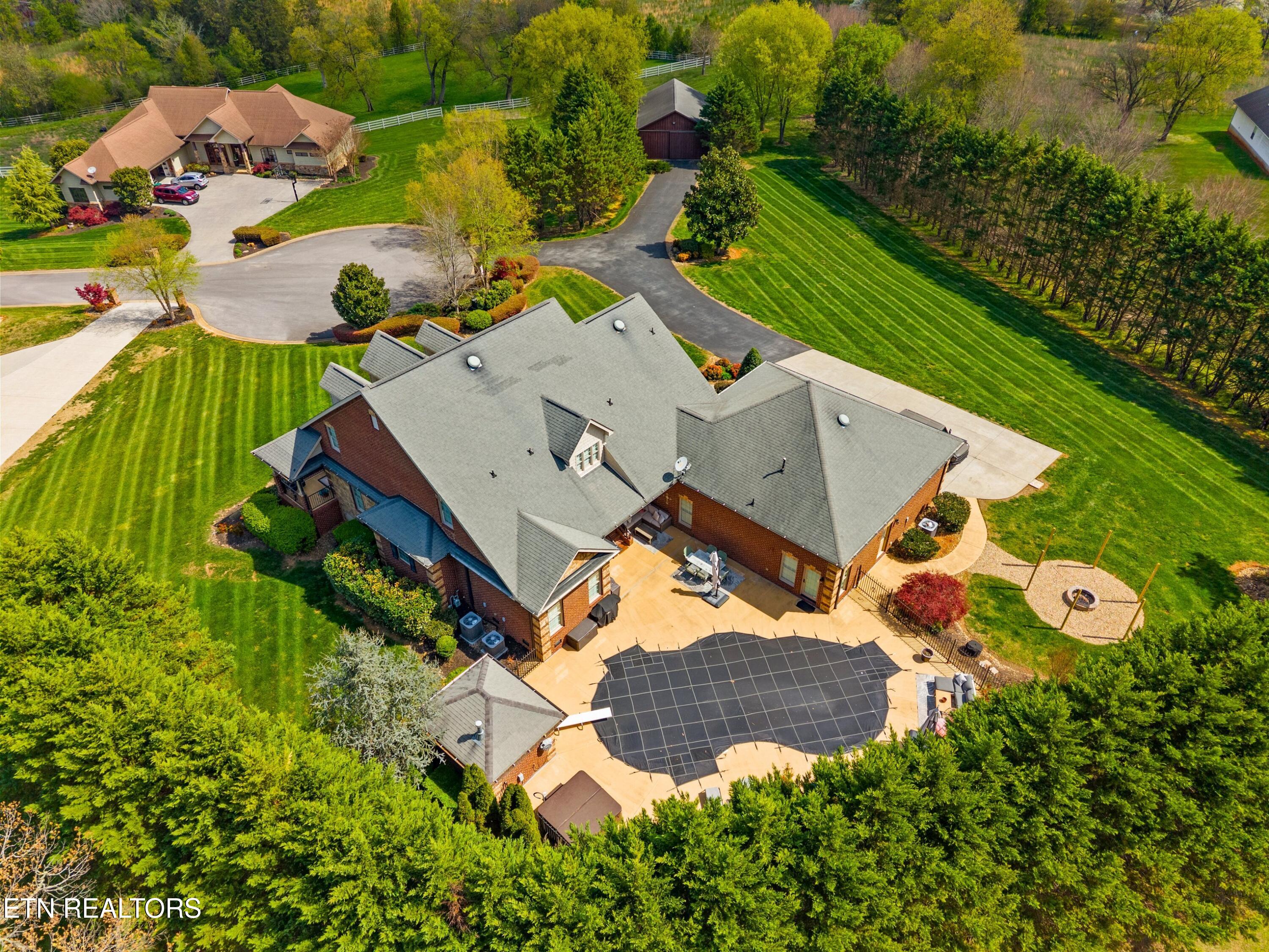 1316 Conner View Court Sevierville TN 37862