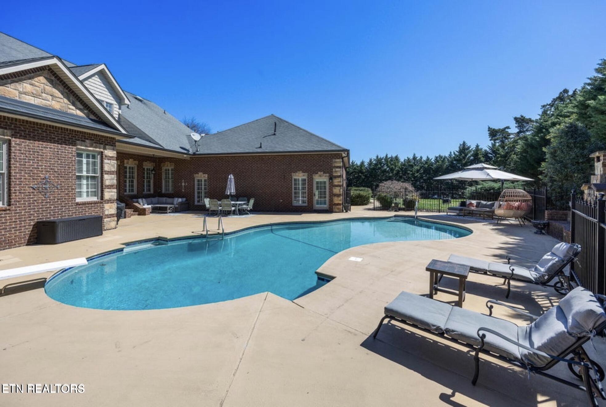 1316 Conner View Court Sevierville TN 37862