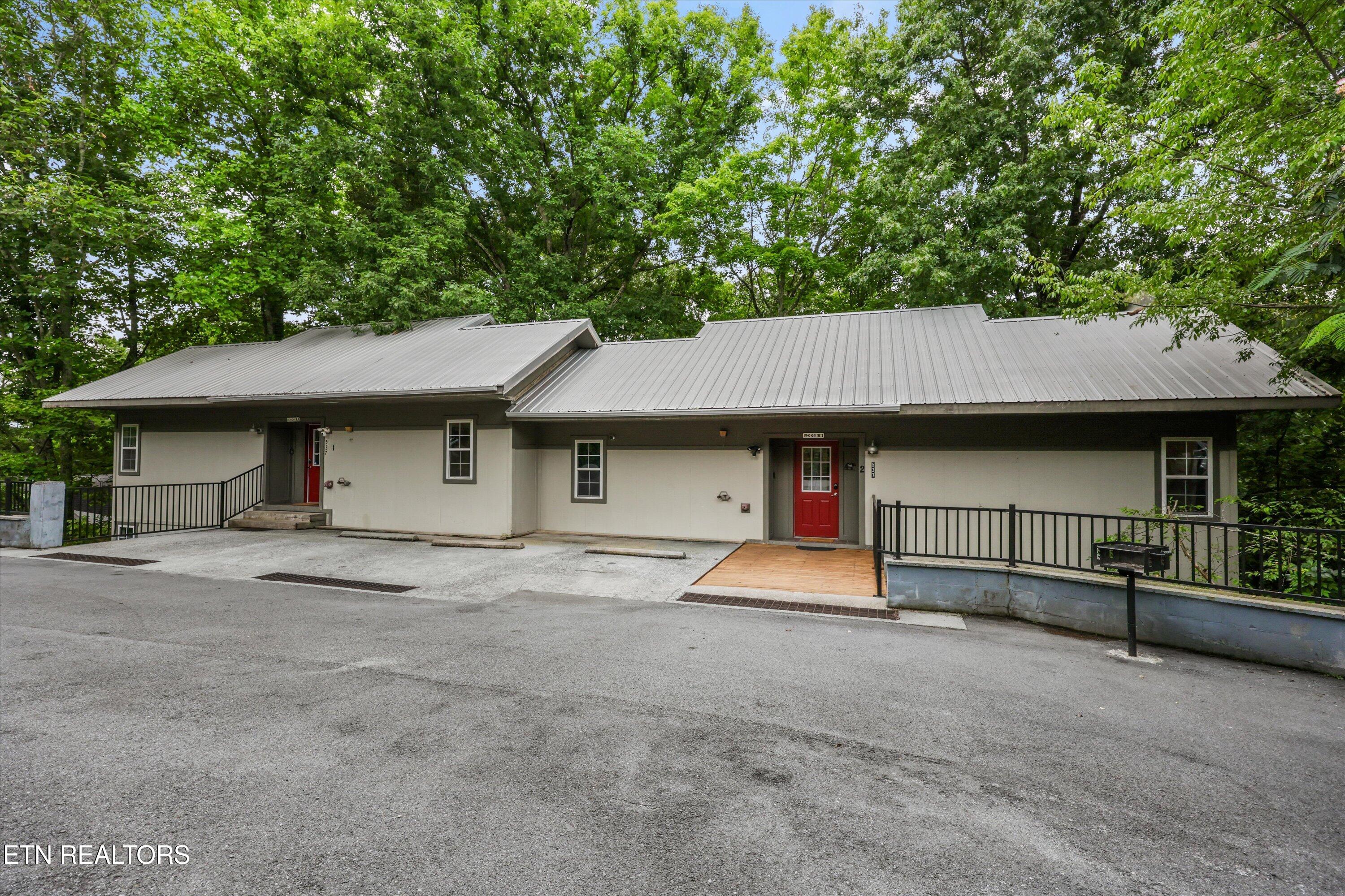 537 Johnson Lane Gatlinburg TN 37738