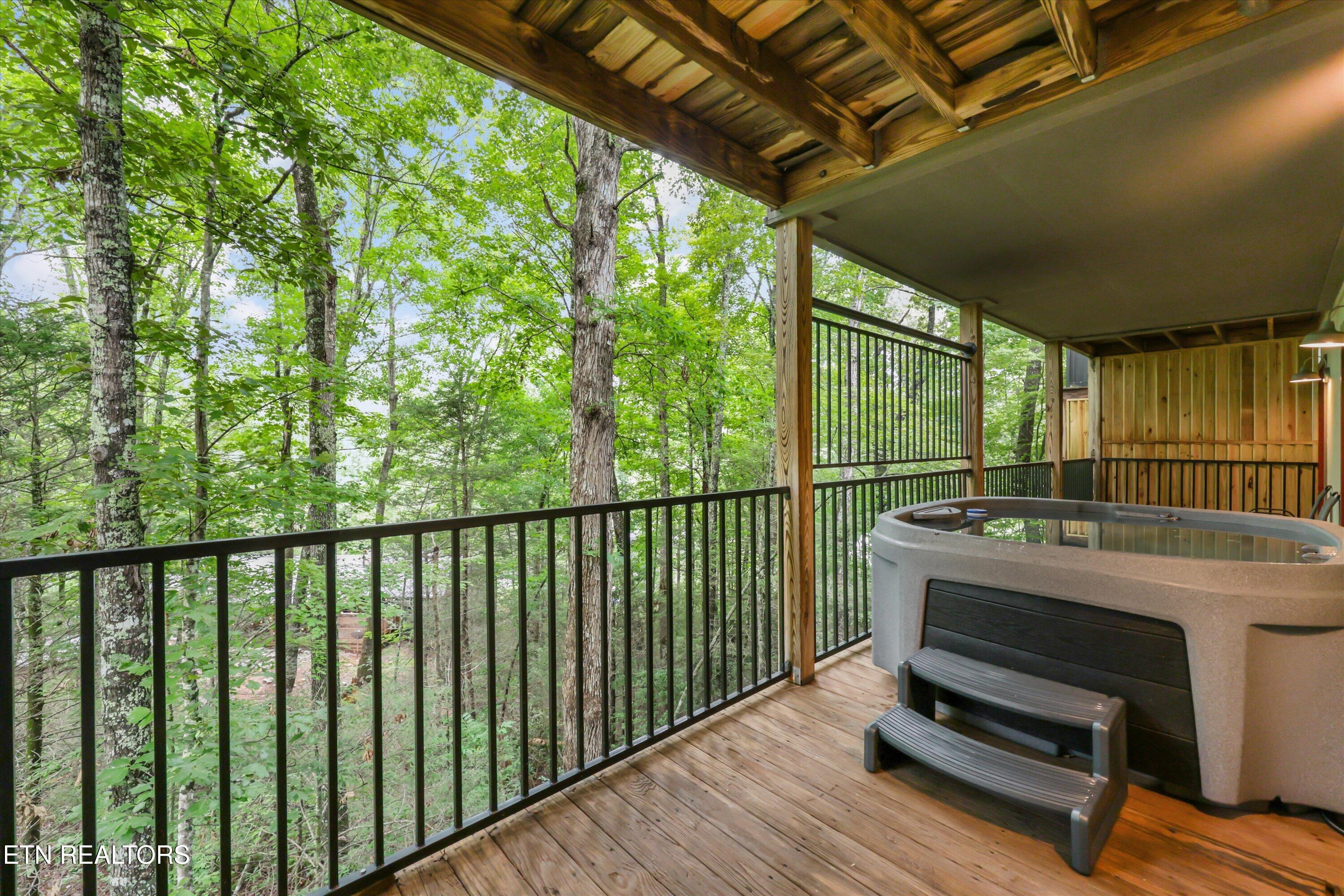 537 Johnson Lane Gatlinburg TN 37738