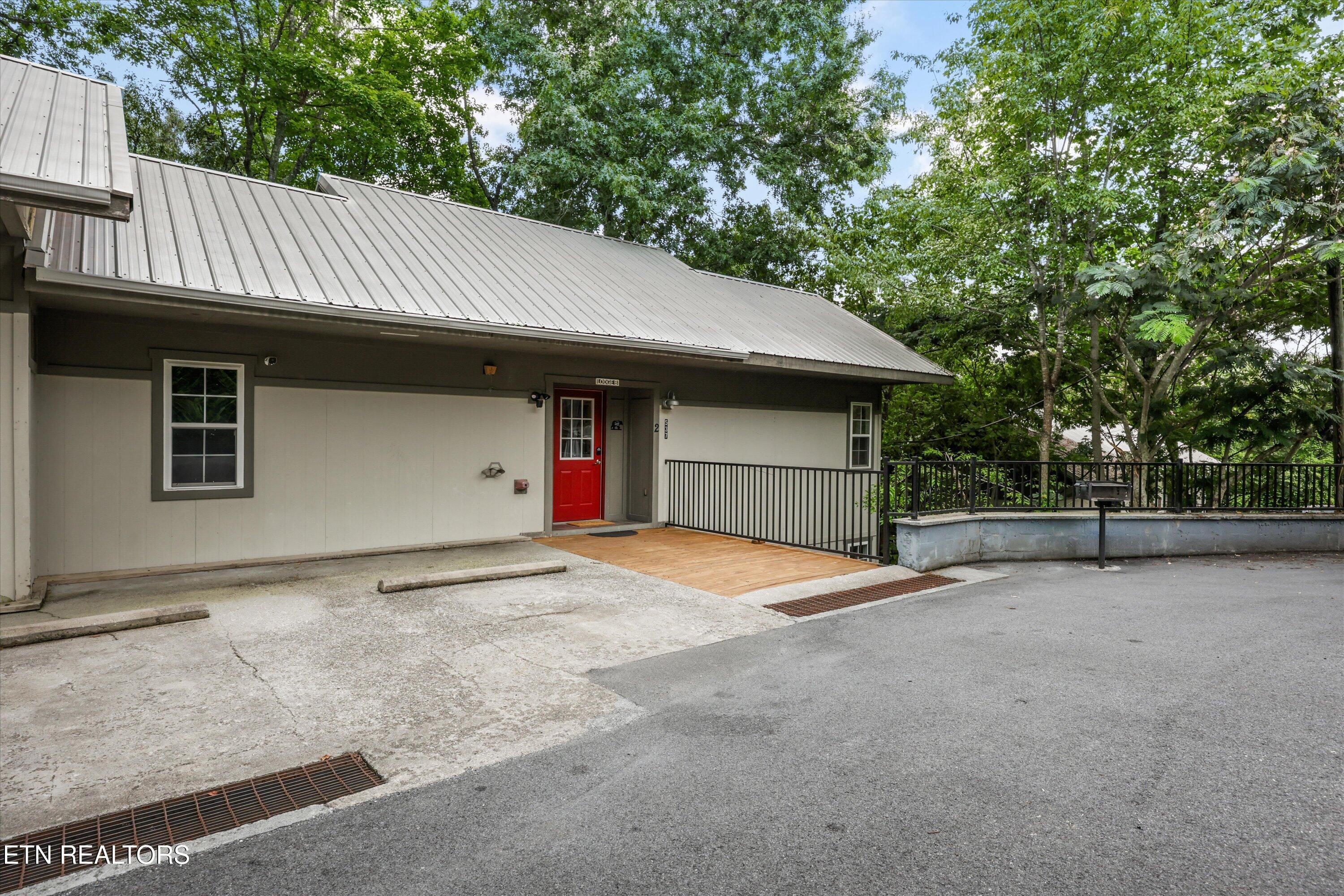537 Johnson Lane Gatlinburg TN 37738
