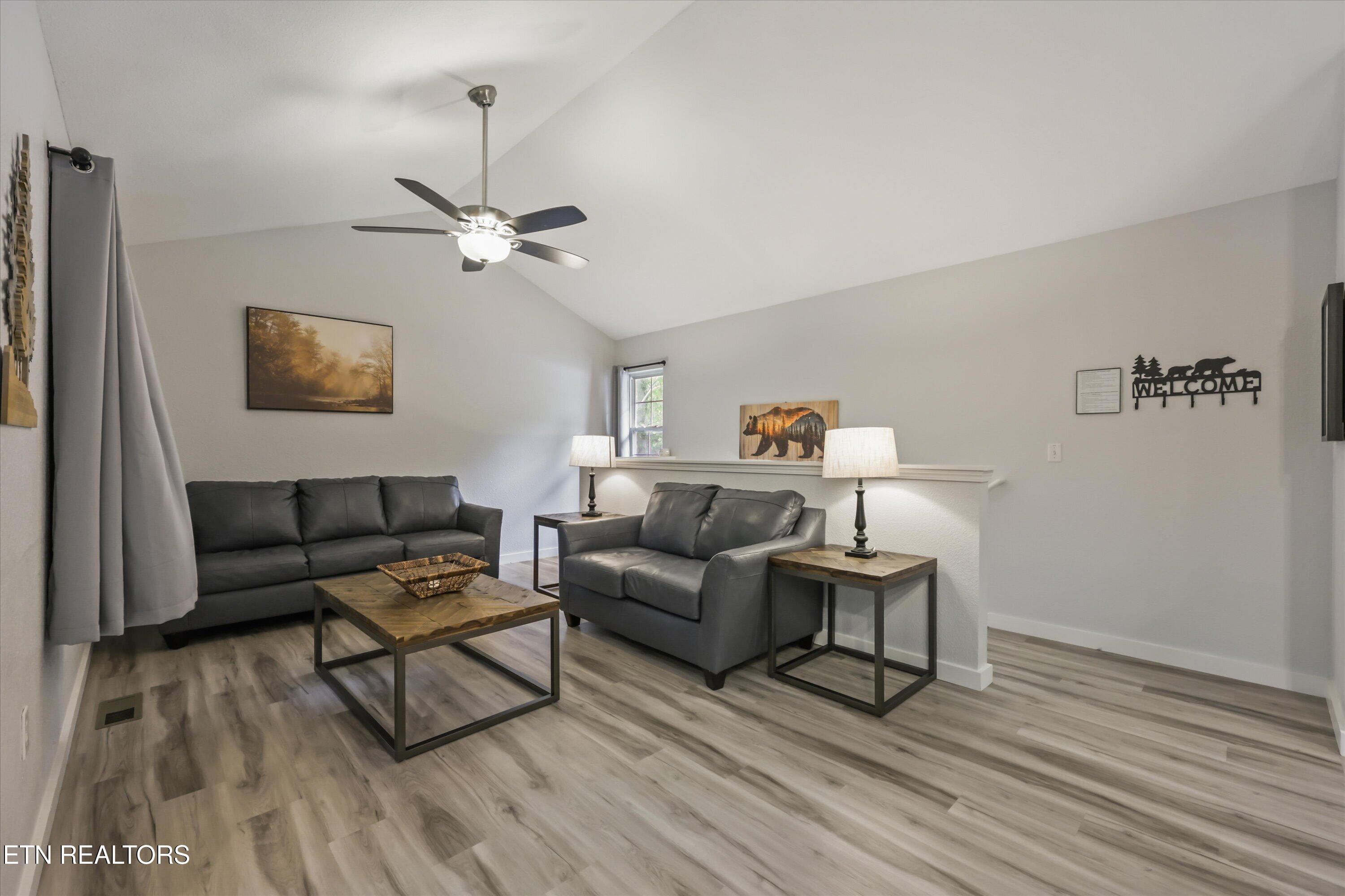 537 Johnson Lane Gatlinburg TN 37738
