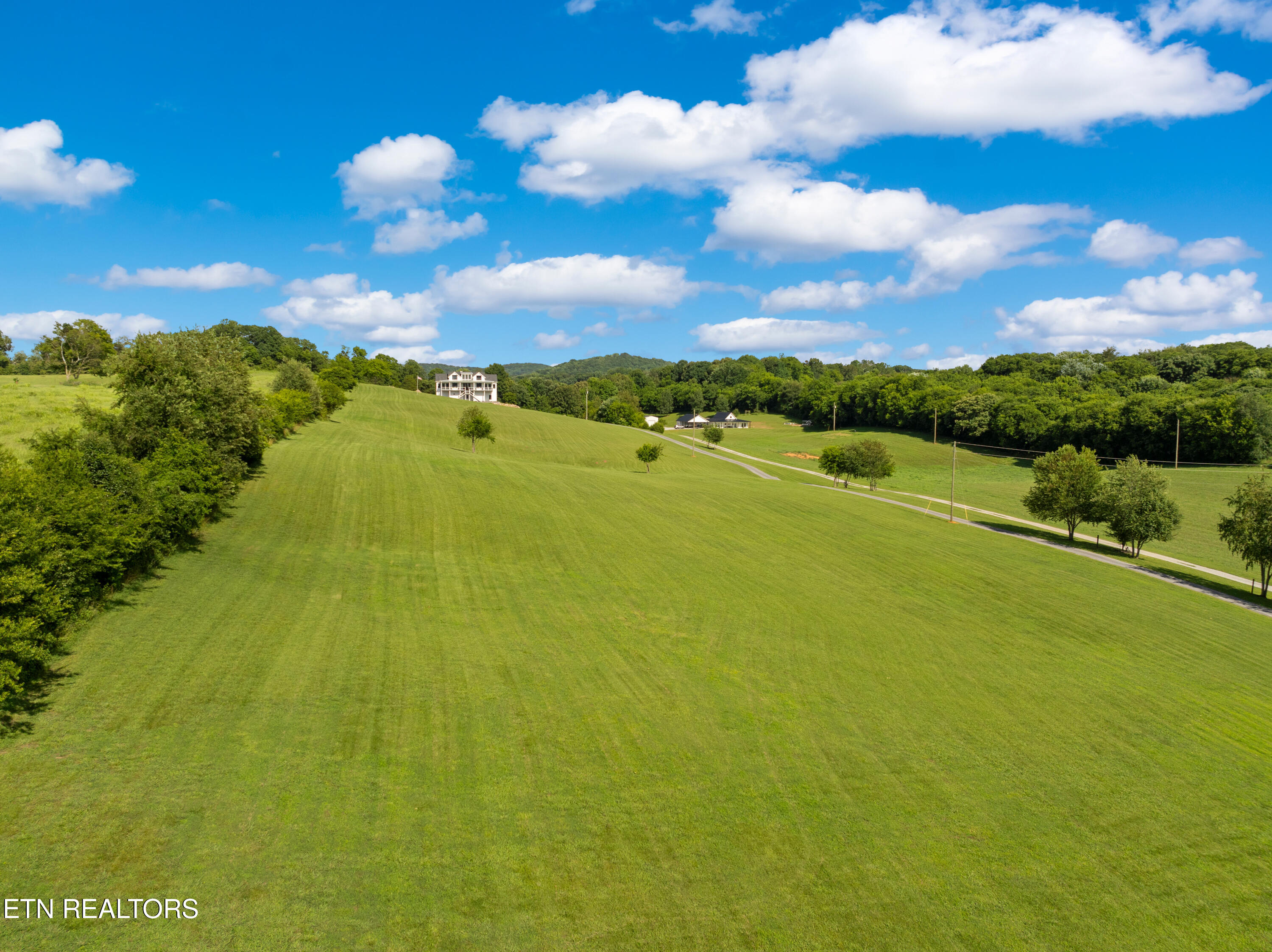 2324 Holston View Road New Market TN 37820