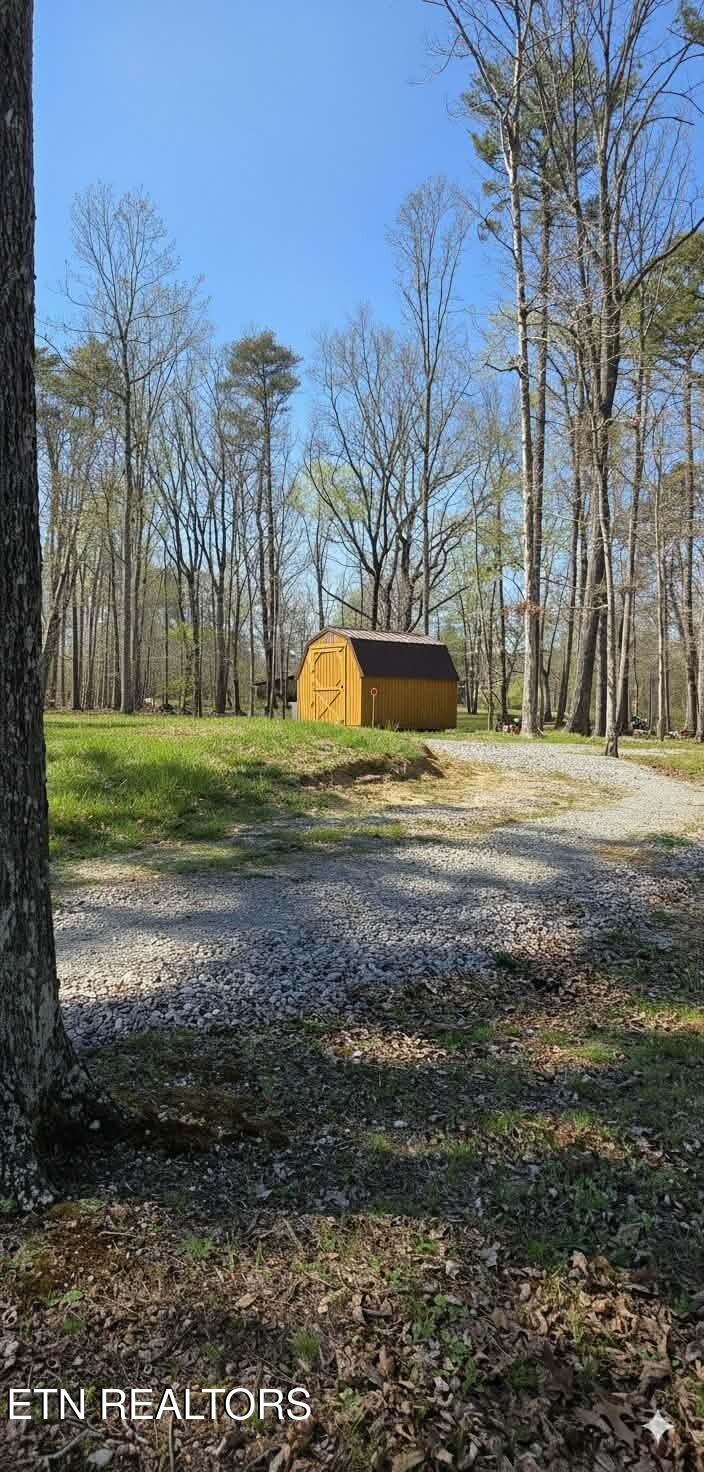 42 Sullivan Lane Pikeville TN 37367