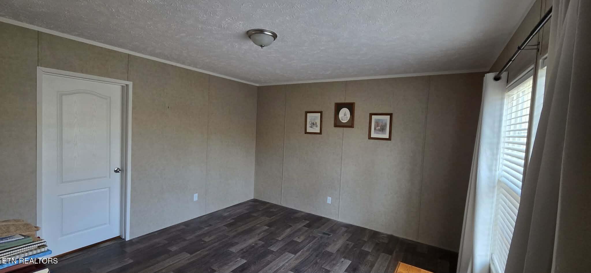 42 Sullivan Lane Pikeville TN 37367