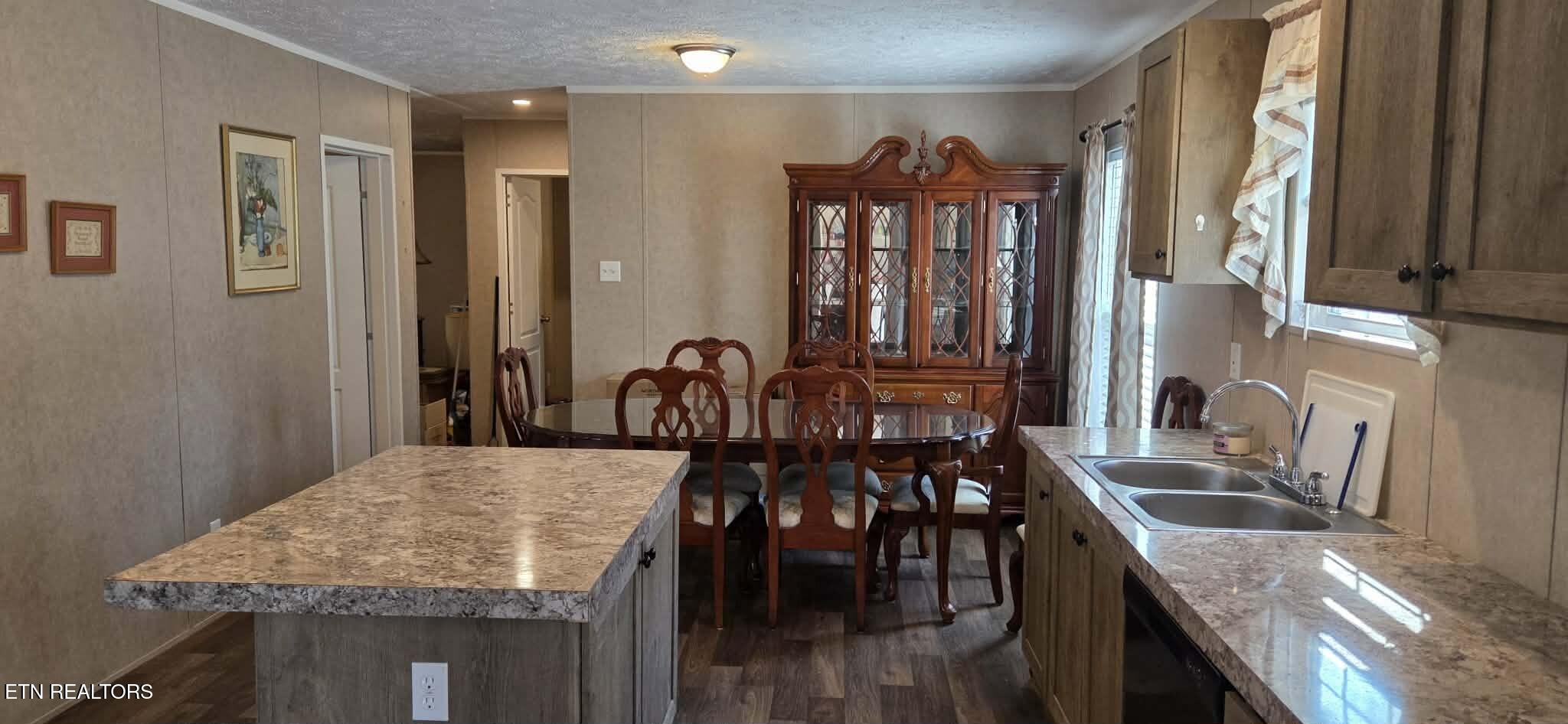 42 Sullivan Lane Pikeville TN 37367