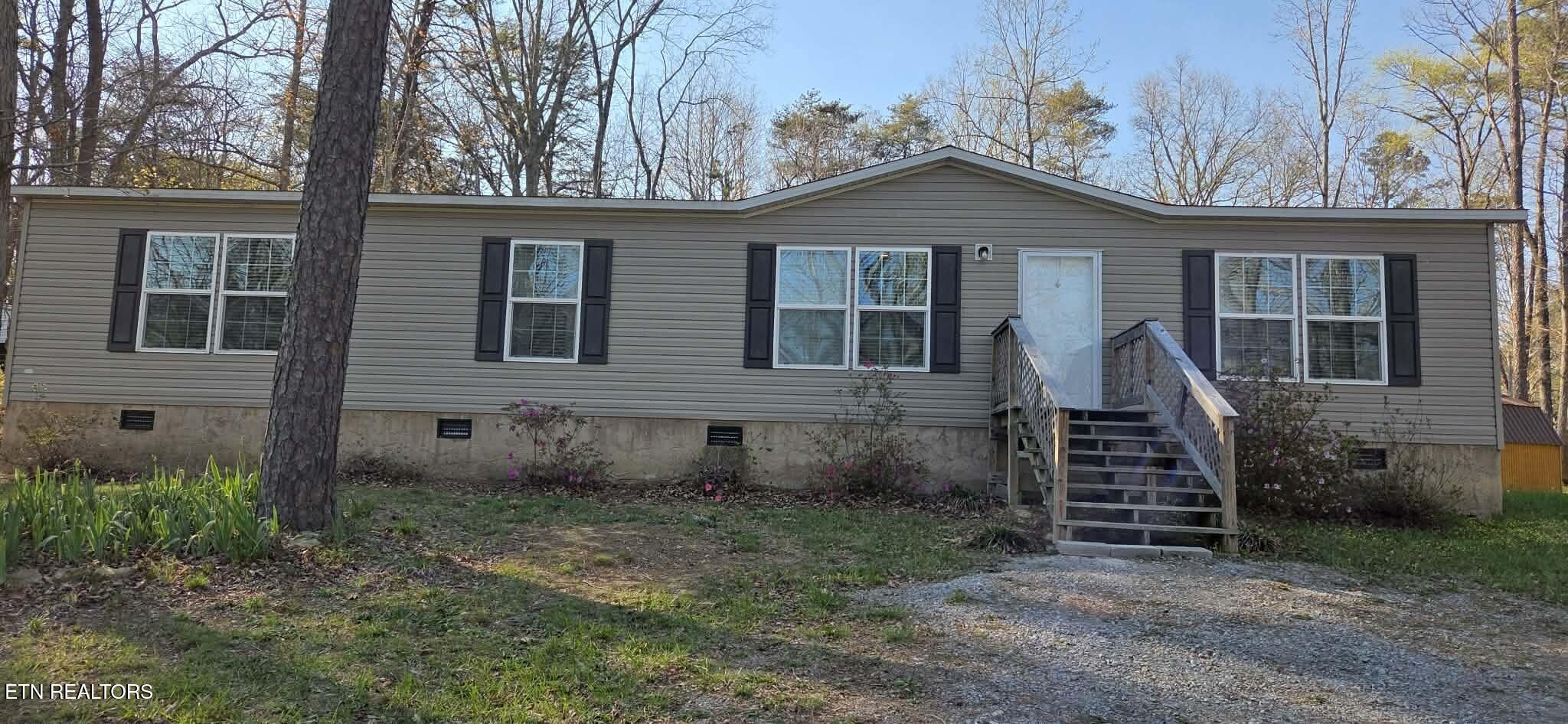 42 Sullivan Lane Pikeville TN 37367