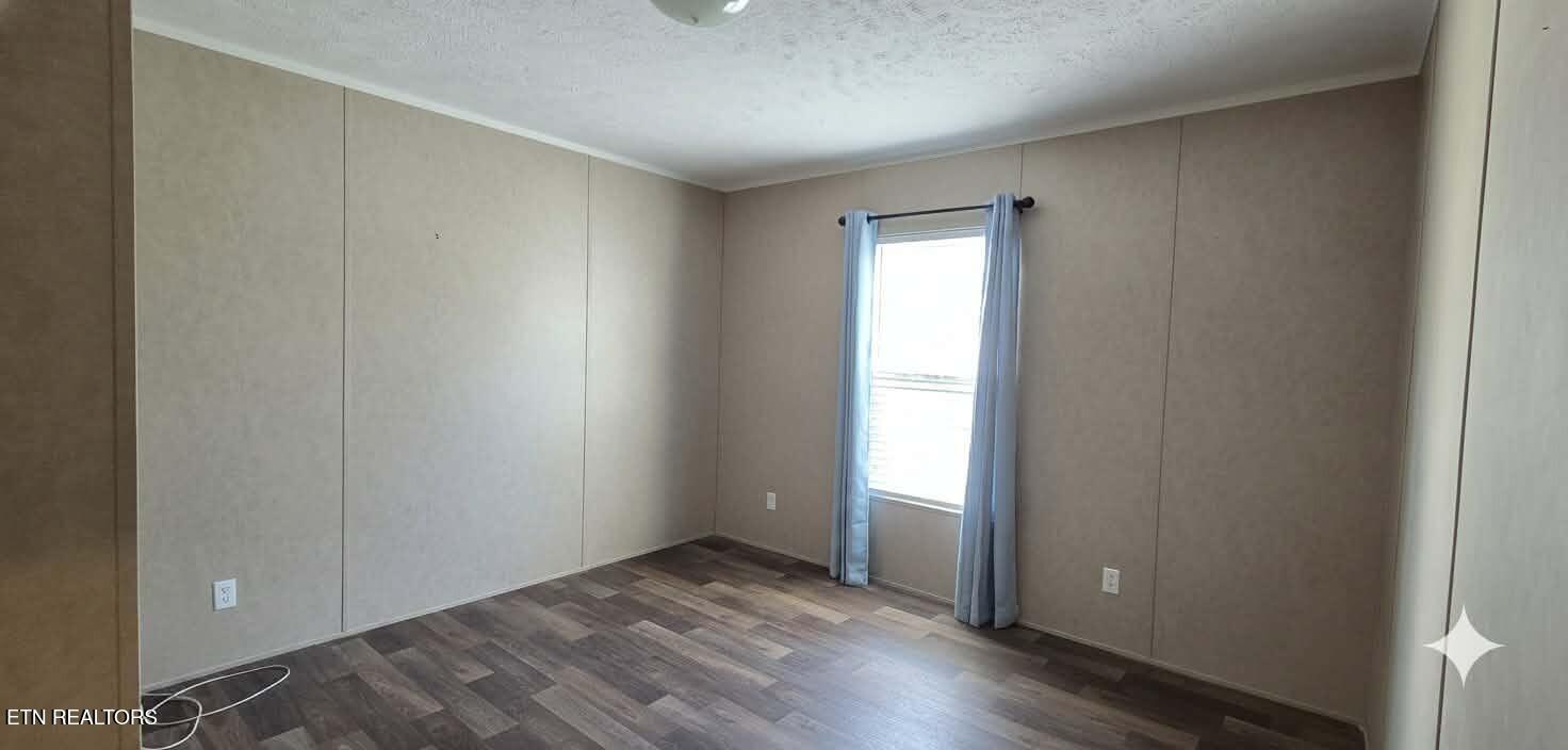 42 Sullivan Lane Pikeville TN 37367