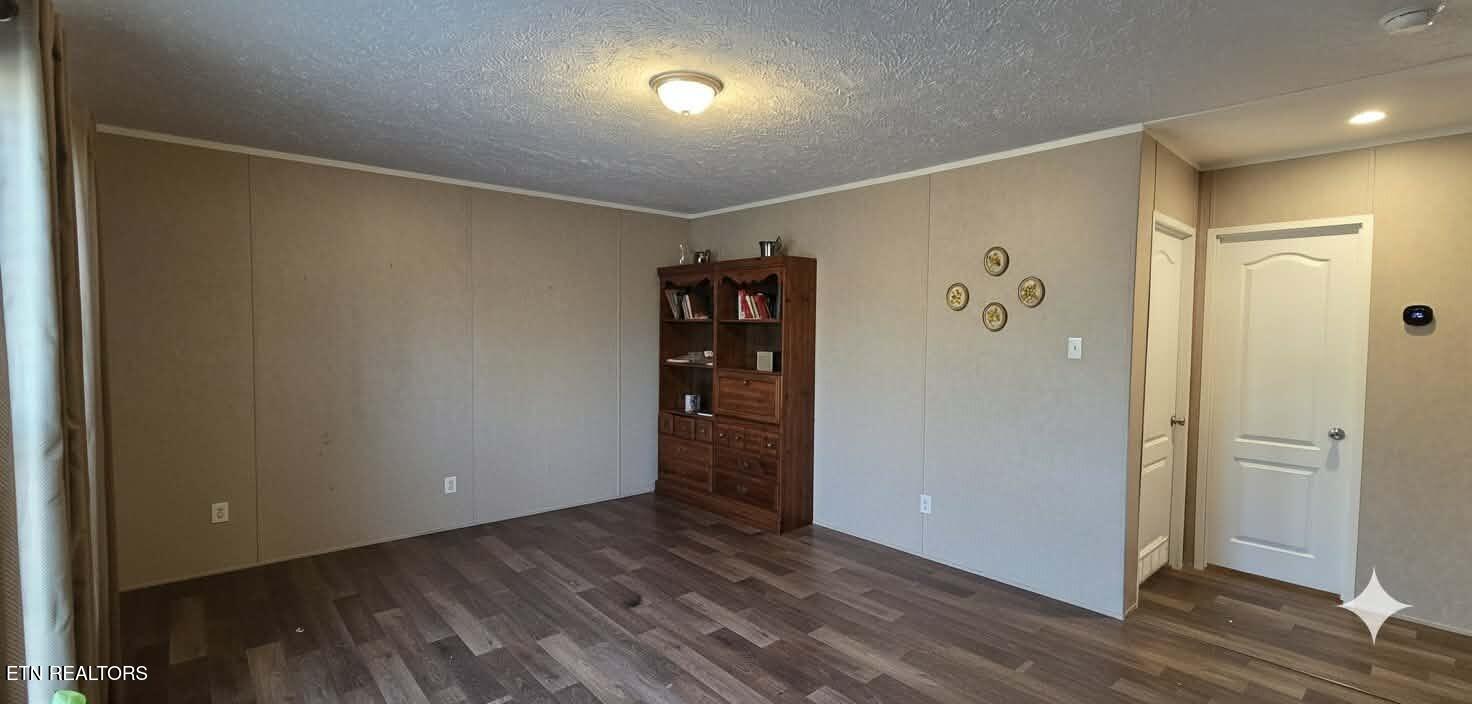 42 Sullivan Lane Pikeville TN 37367