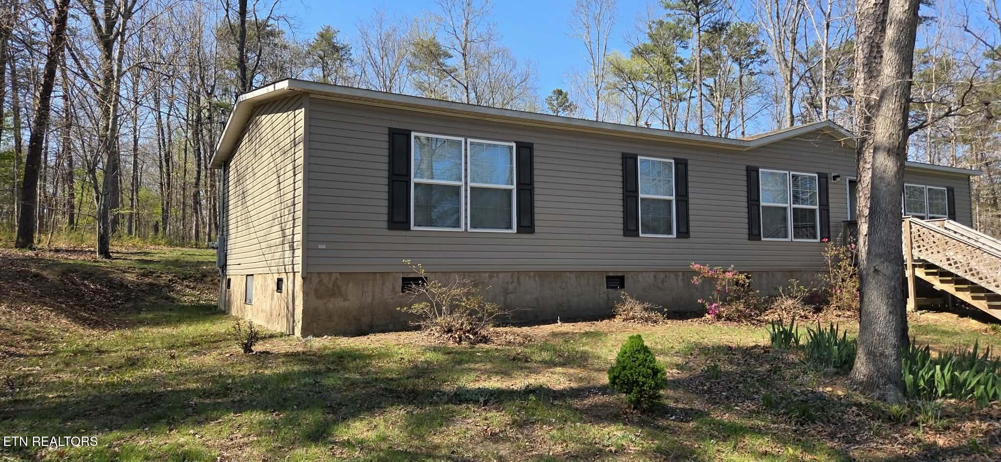42 Sullivan Lane Pikeville TN 37367