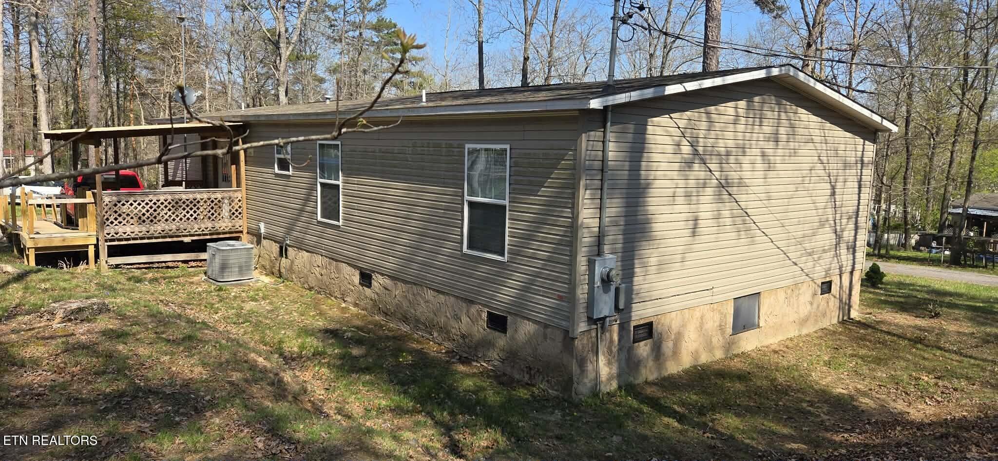 42 Sullivan Lane Pikeville TN 37367