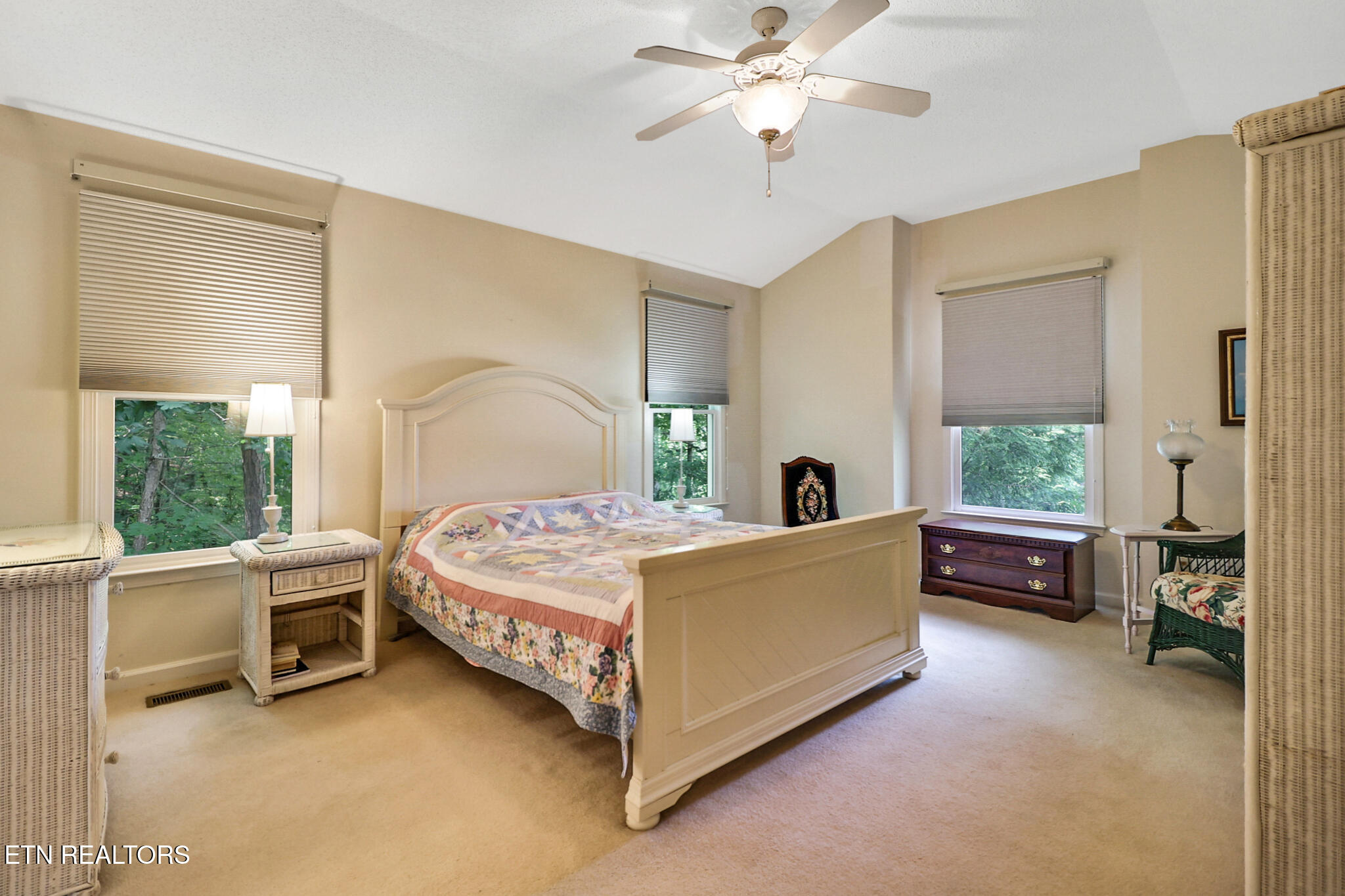 17 Milnor Terrace Crossville TN 38558