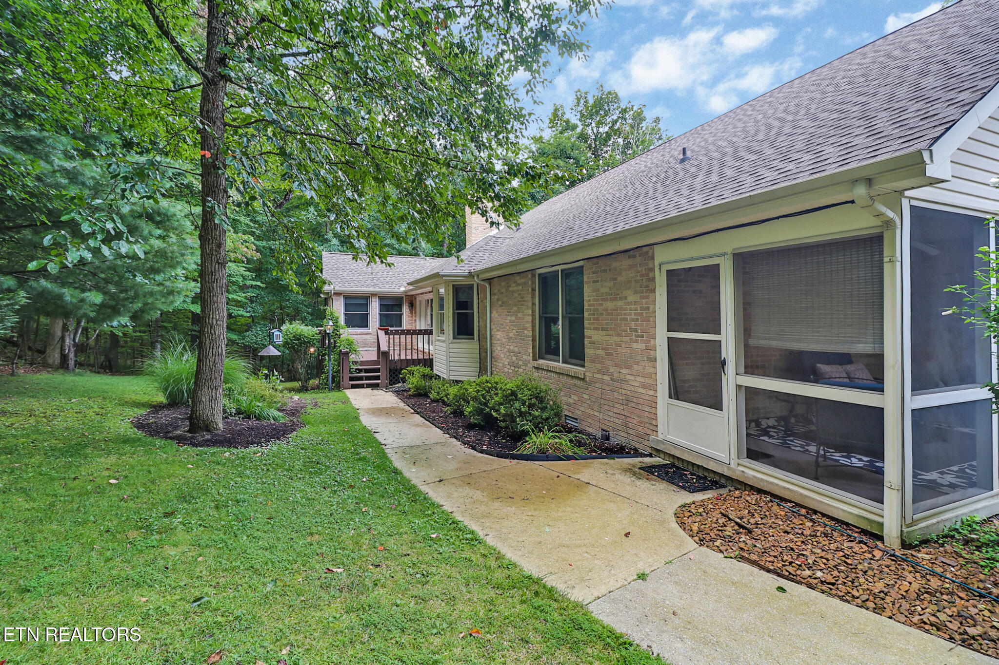 17 Milnor Terrace Crossville TN 38558