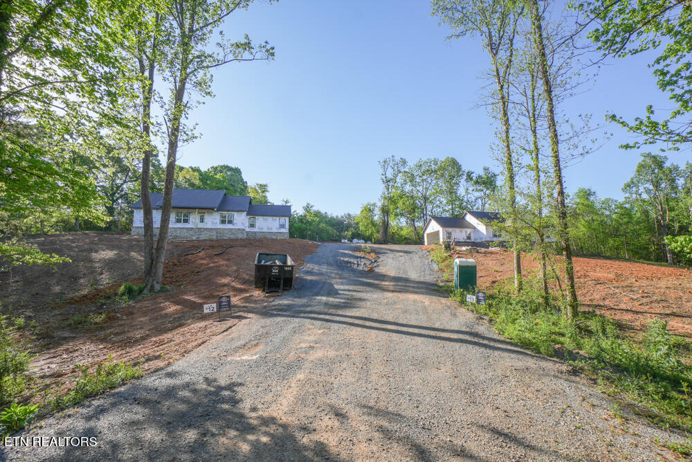842 Pinebrooke Drive Maryville TN 37801