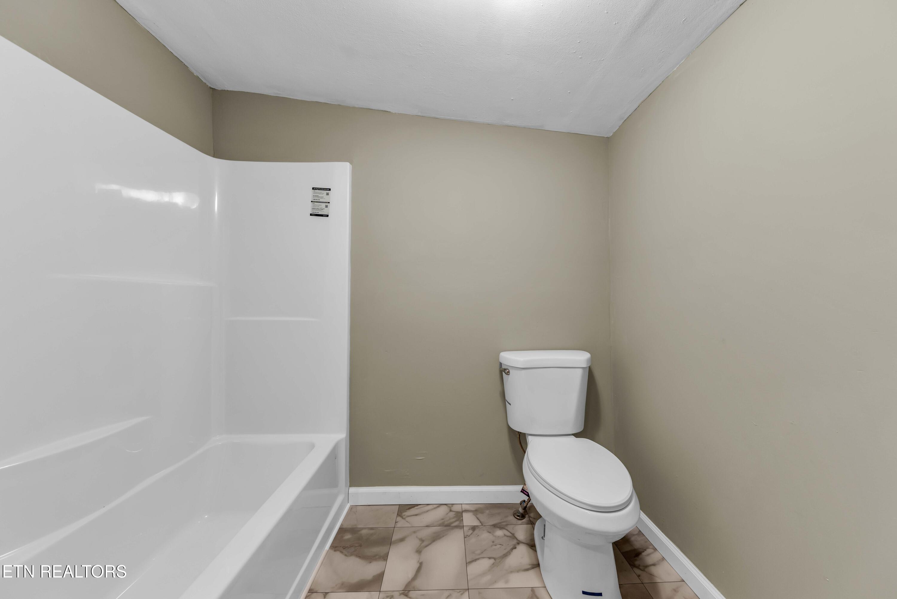 2433 Sweetwater Vonore Road Sweetwater TN 37874