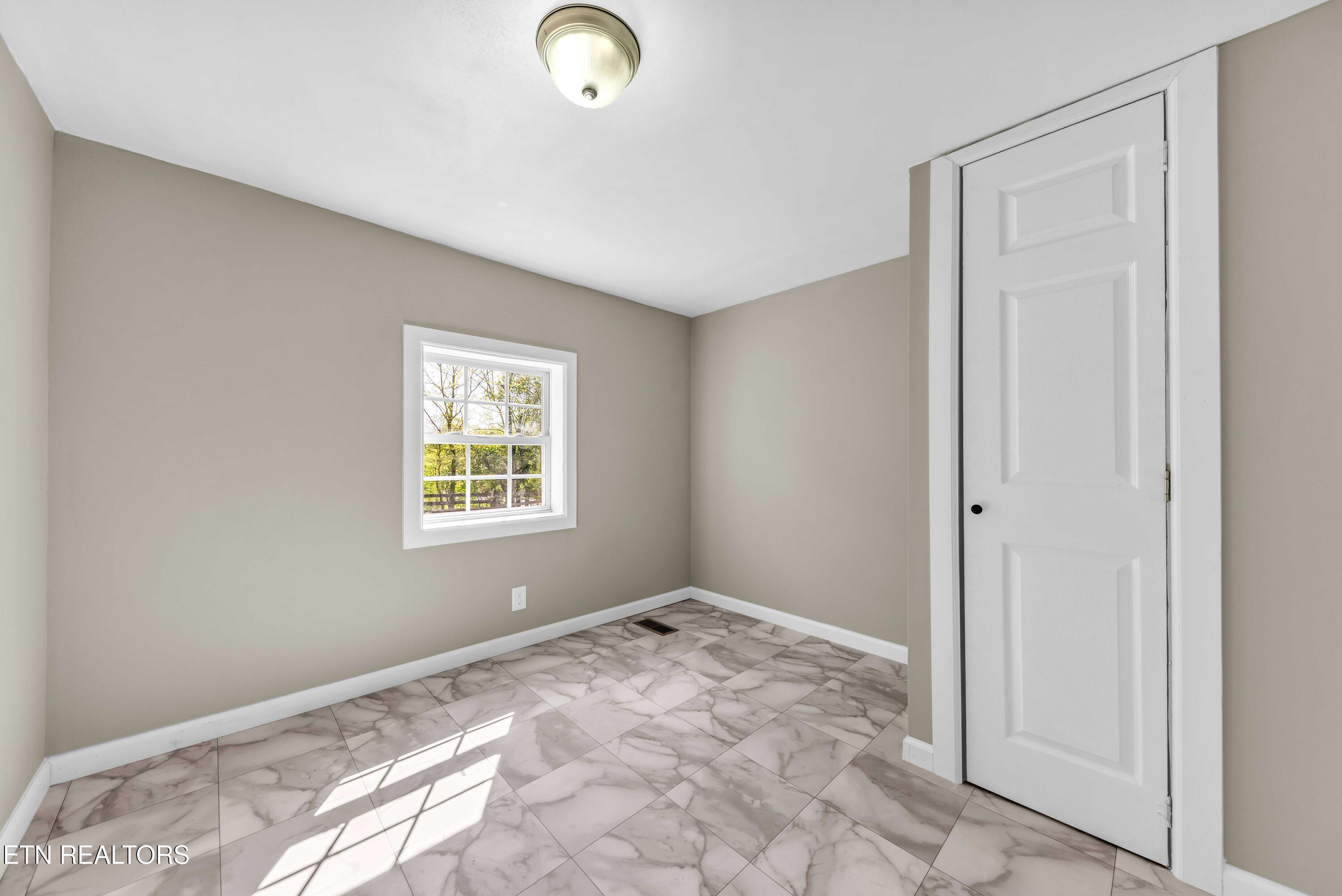 2433 Sweetwater Vonore Road Sweetwater TN 37874