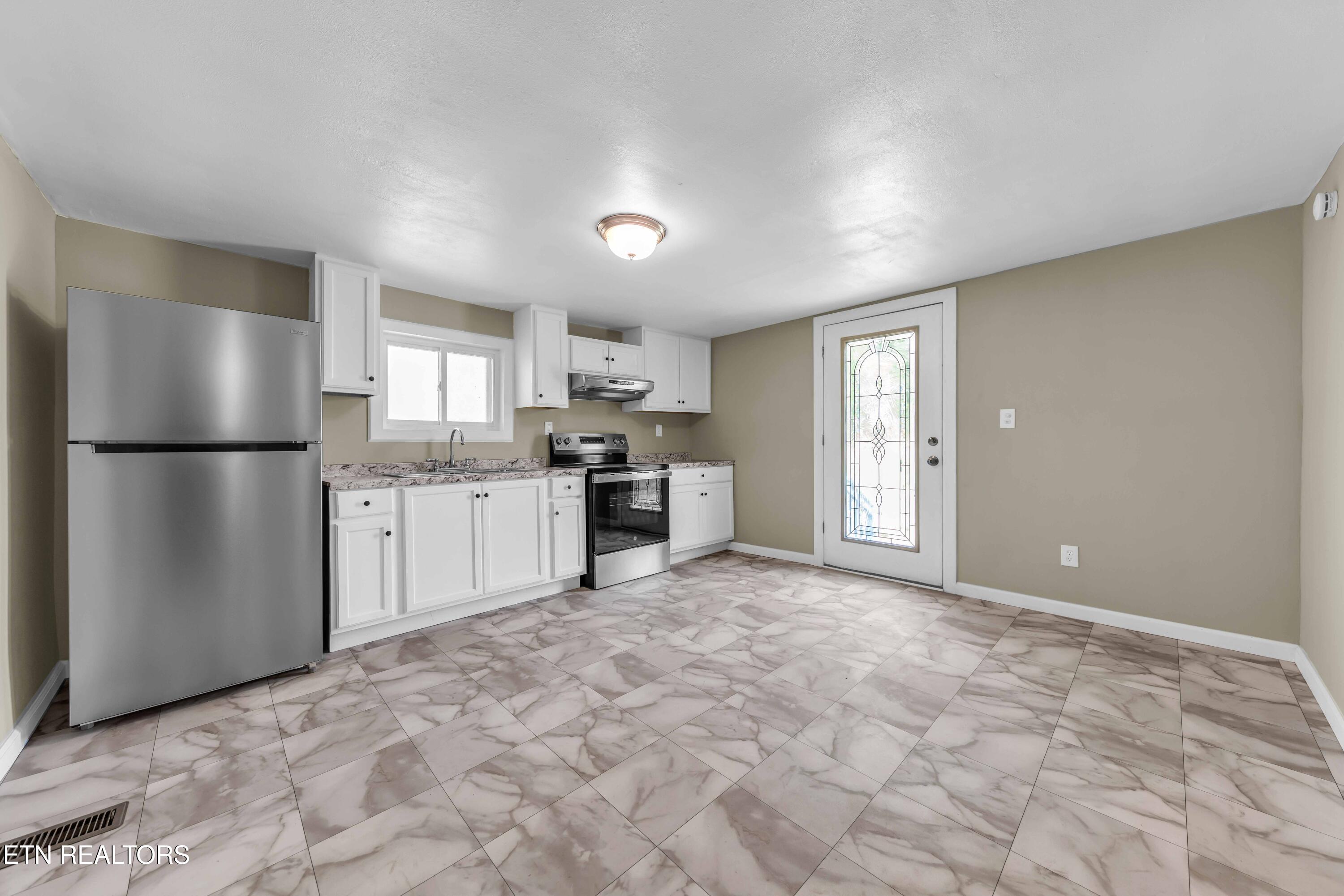 2433 Sweetwater Vonore Road Sweetwater TN 37874