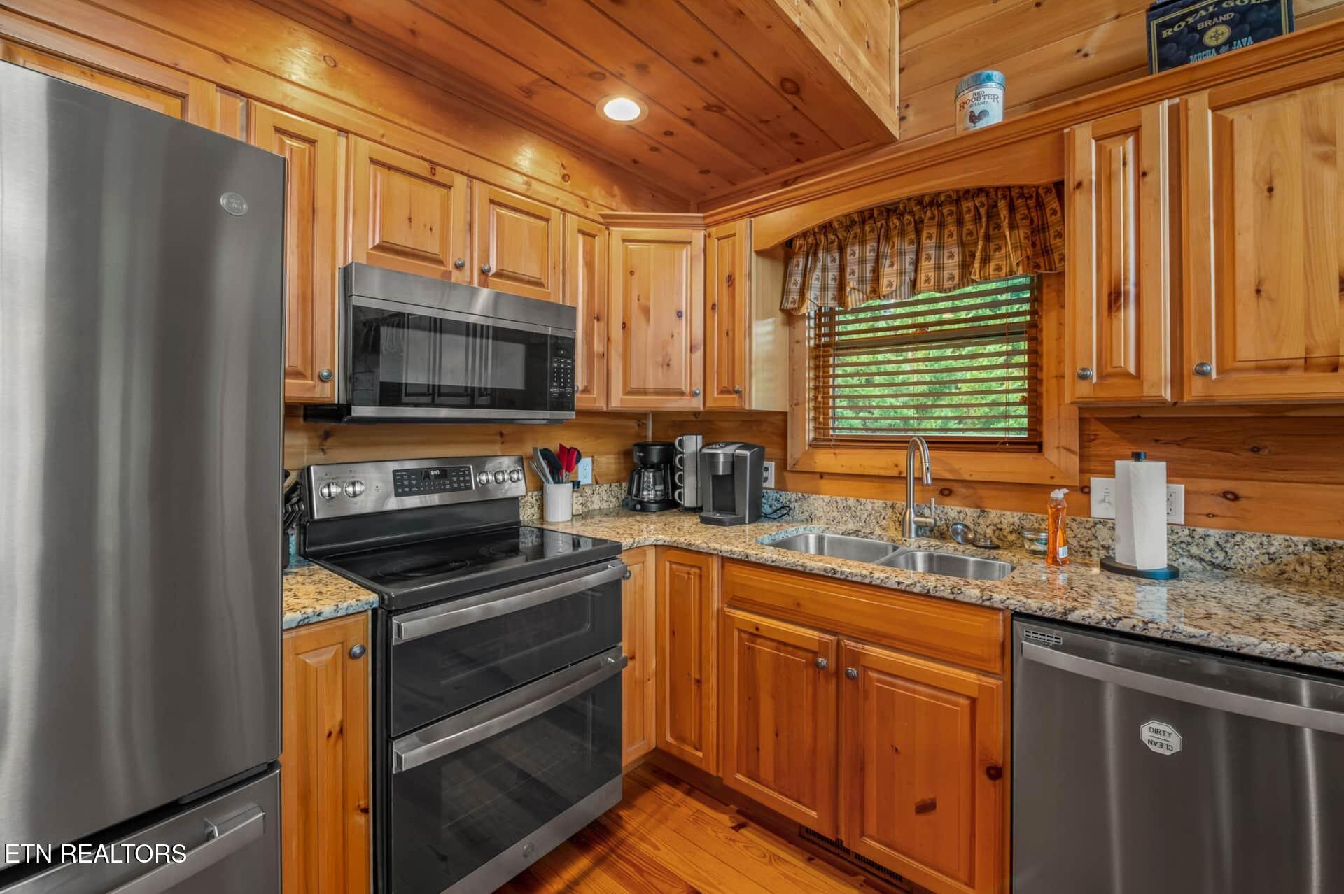 210 Meghans Way Townsend TN 37882