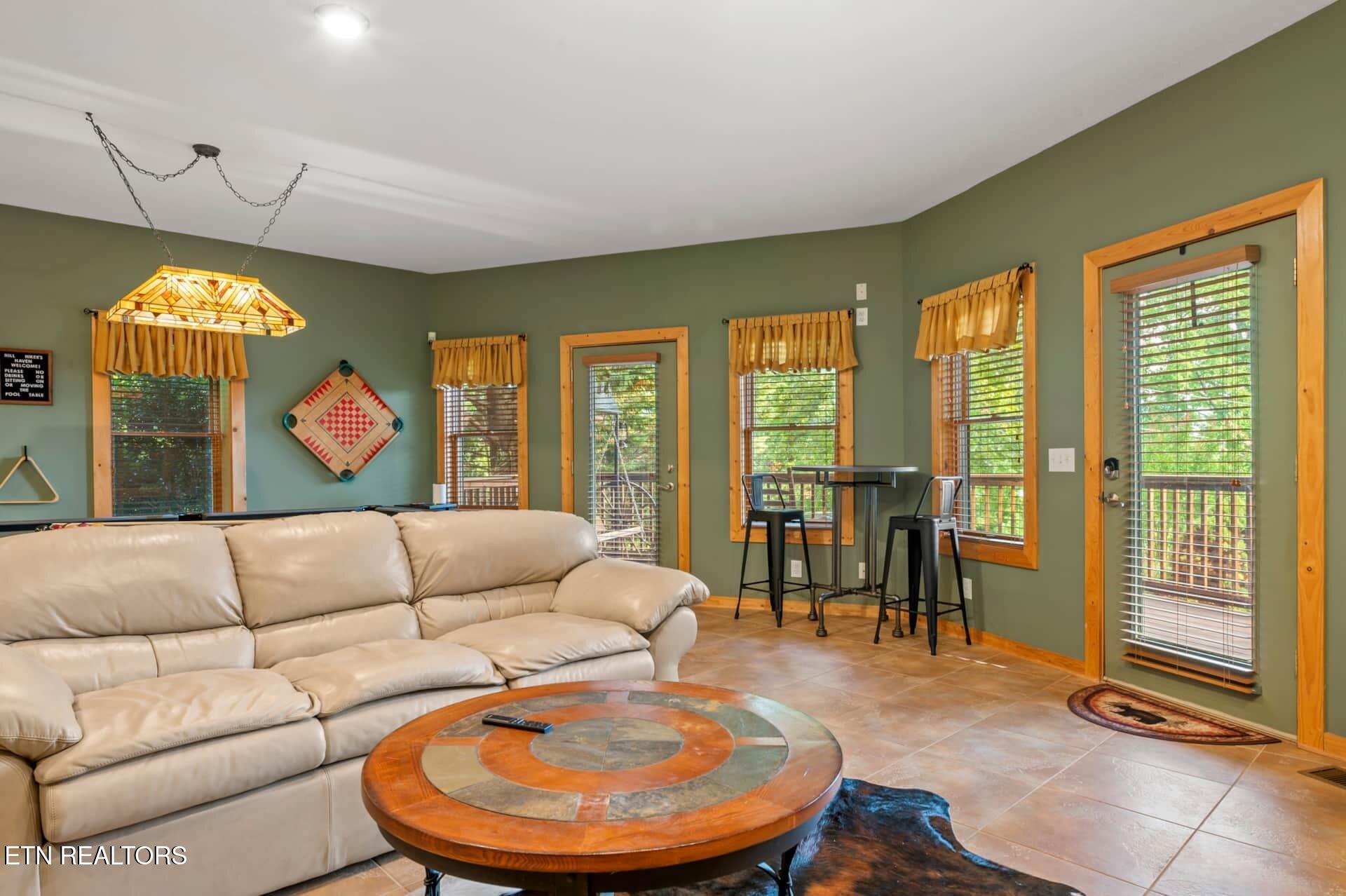 210 Meghans Way Townsend TN 37882