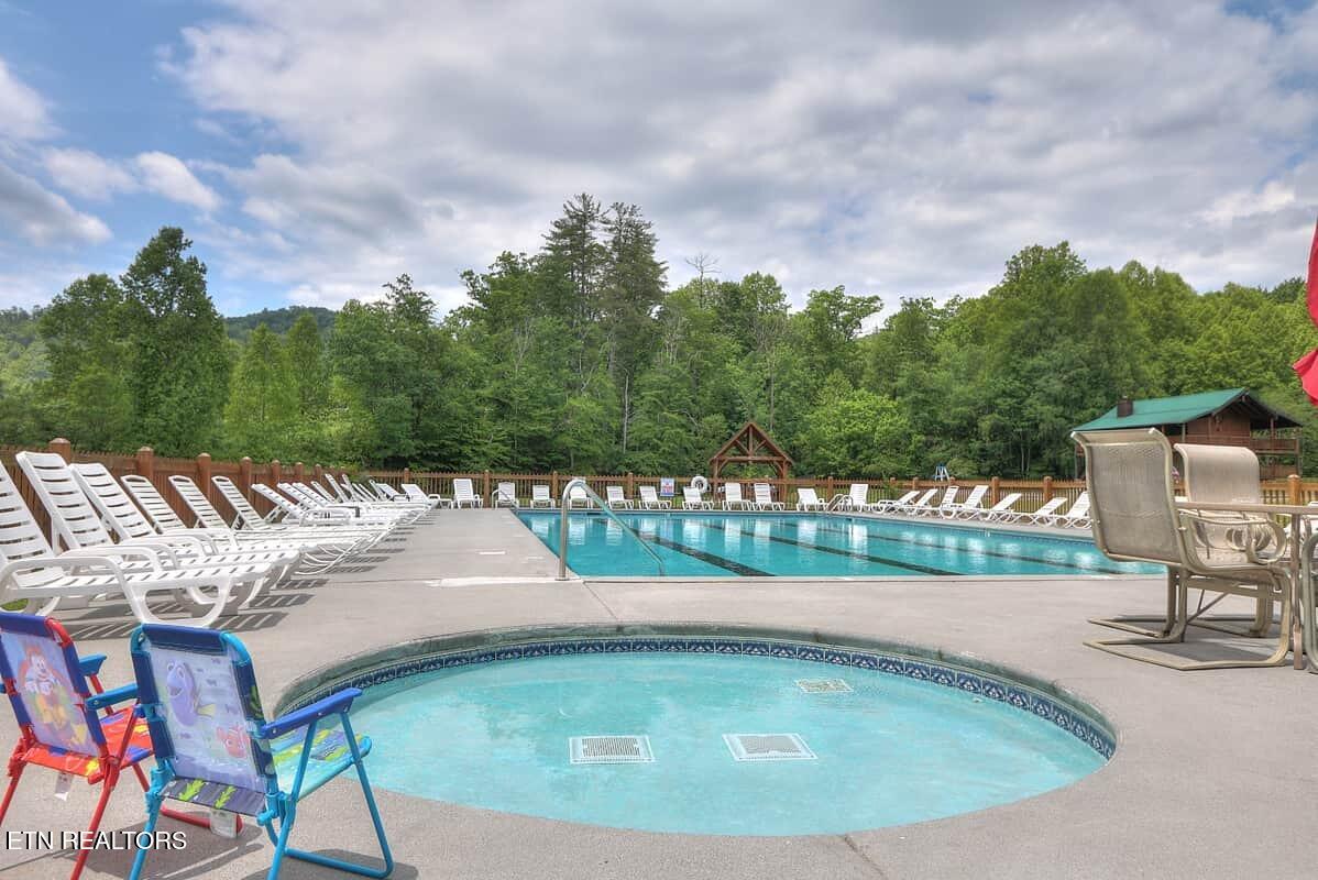 210 Meghans Way Townsend TN 37882