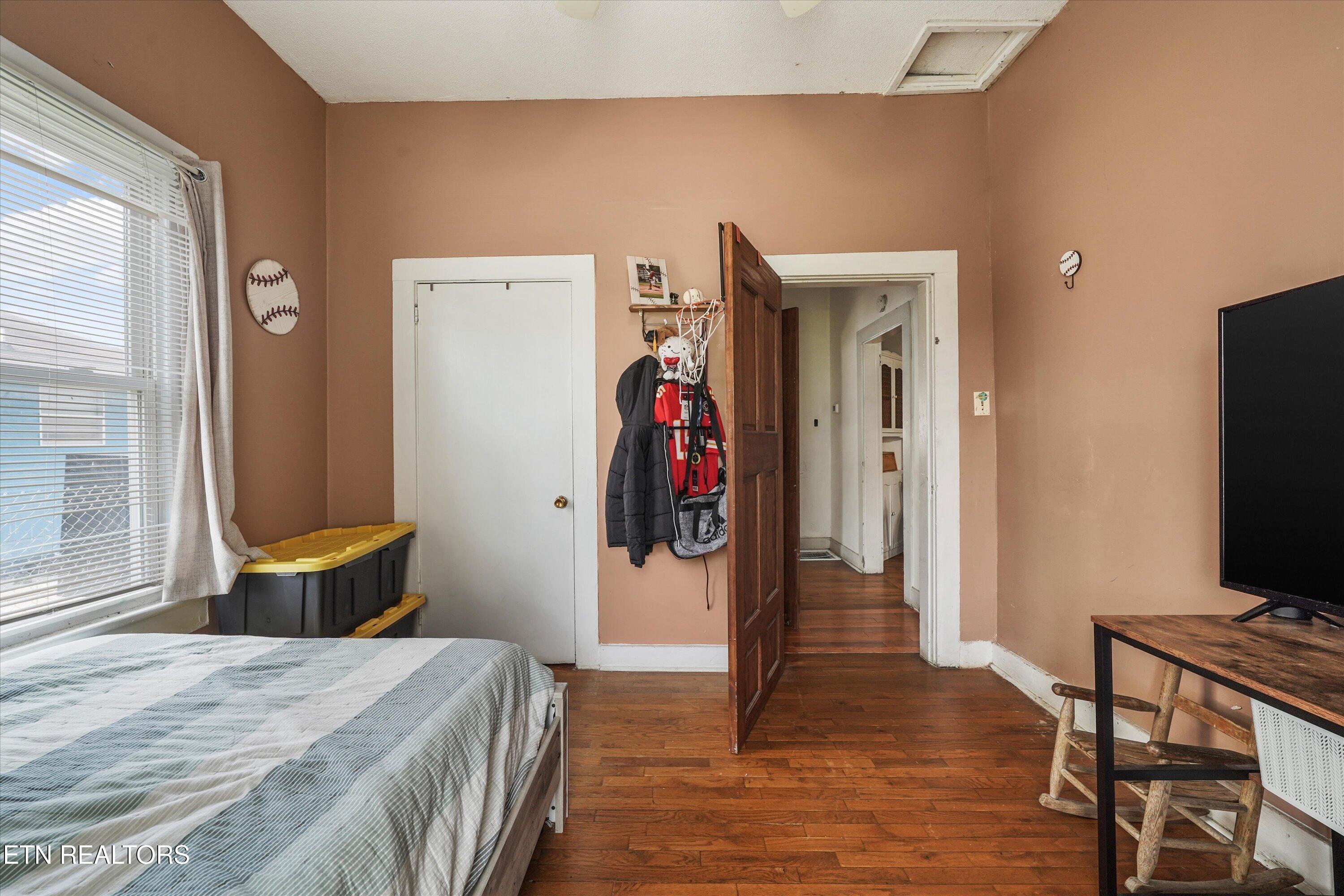 2024 Lawson Avenue Knoxville TN 37917
