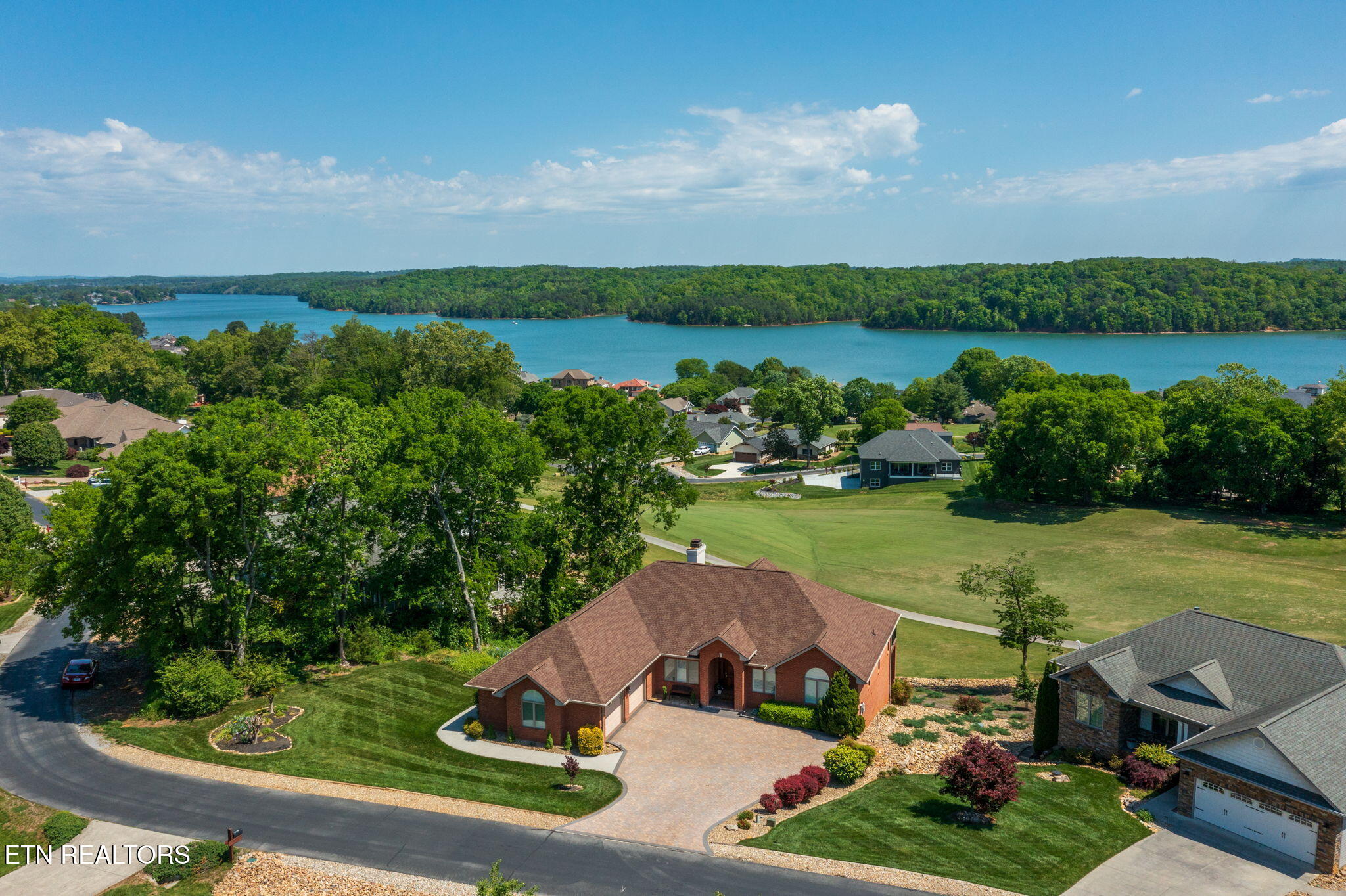 207 Tuhdegwa Lane Loudon TN 37774