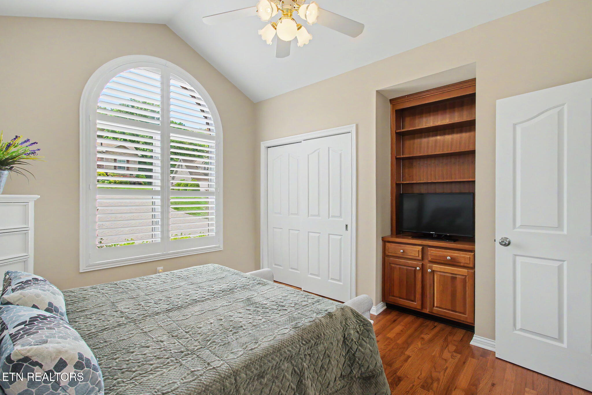 207 Tuhdegwa Lane Loudon TN 37774