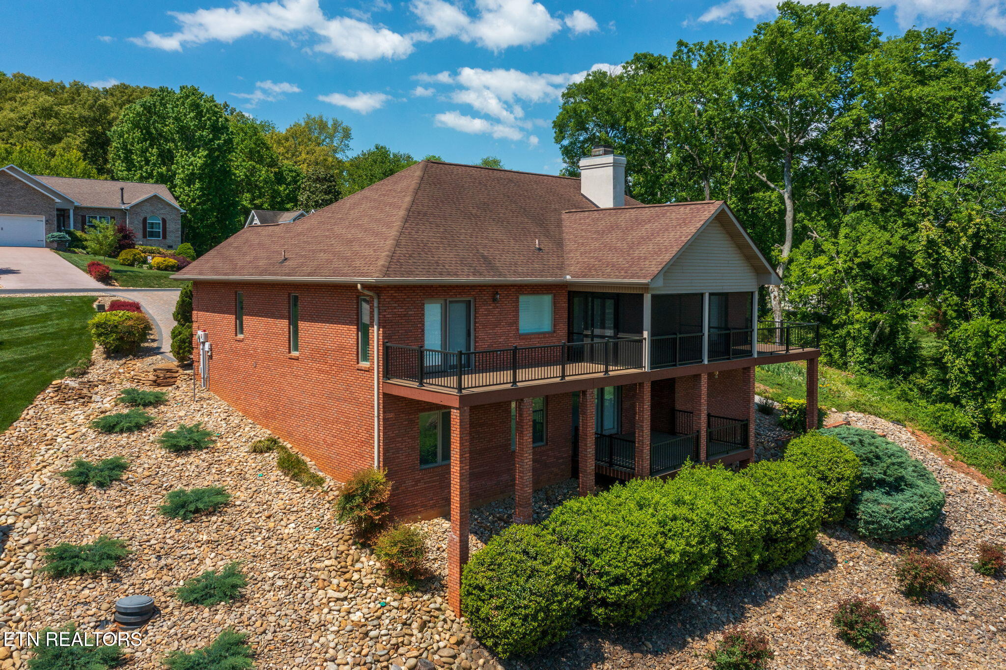 207 Tuhdegwa Lane Loudon TN 37774