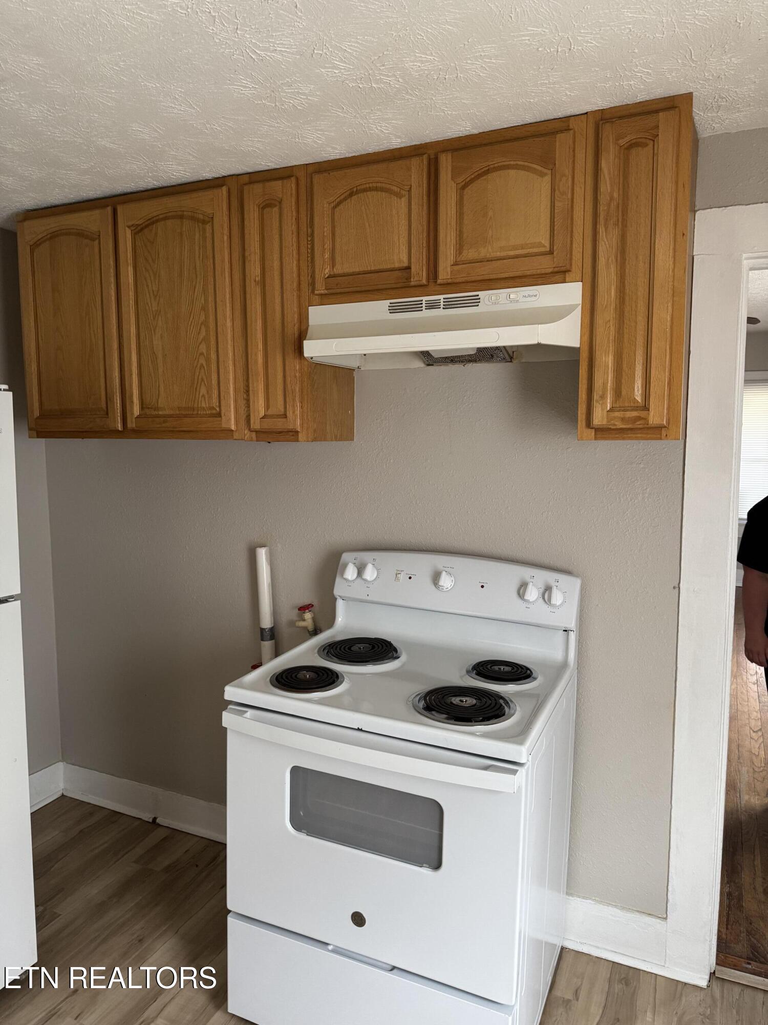 2715 White Oak Lane Knoxville TN 37917