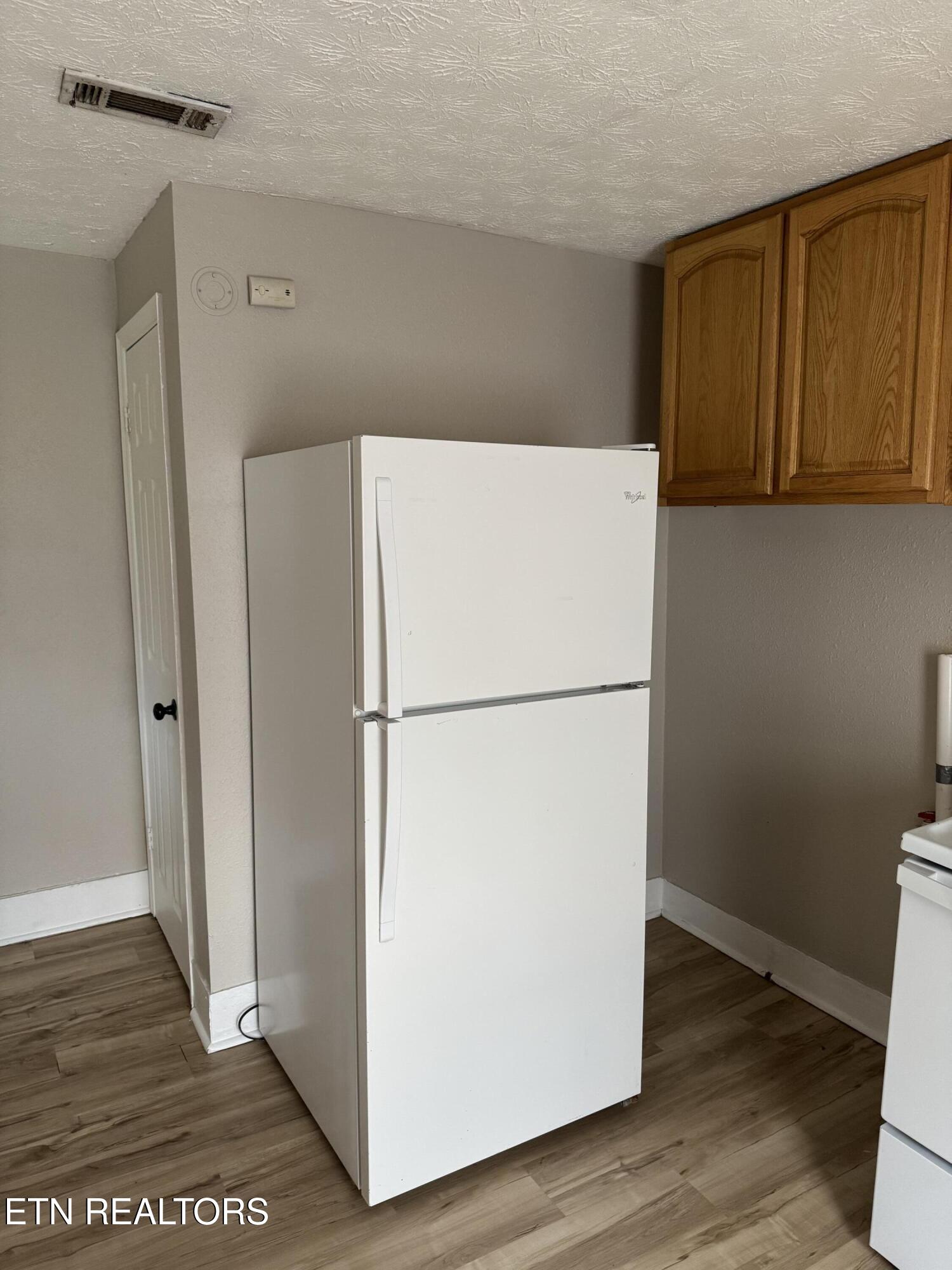 2715 White Oak Lane Knoxville TN 37917