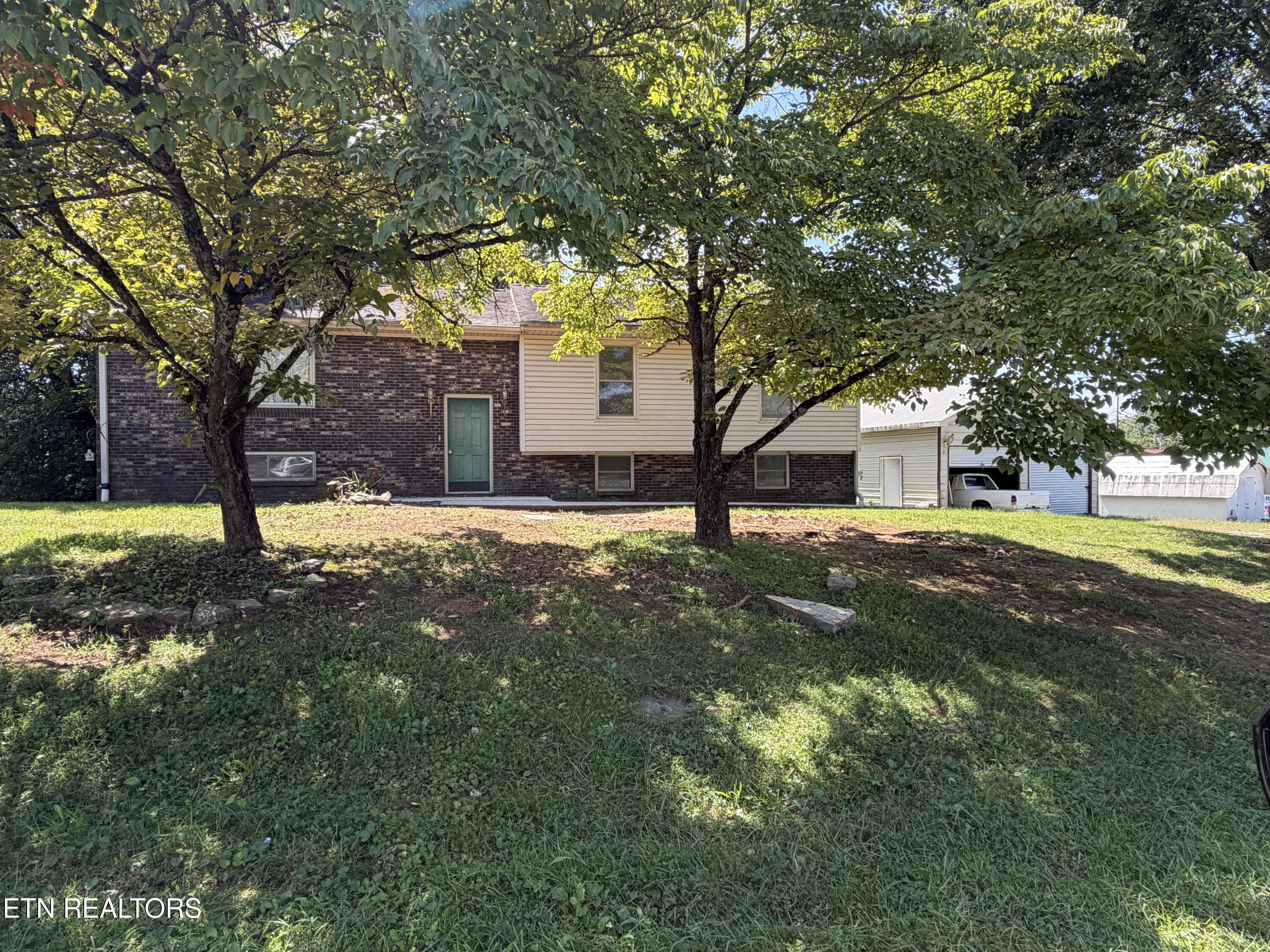 306 Boone Drive Harrogate TN 37752