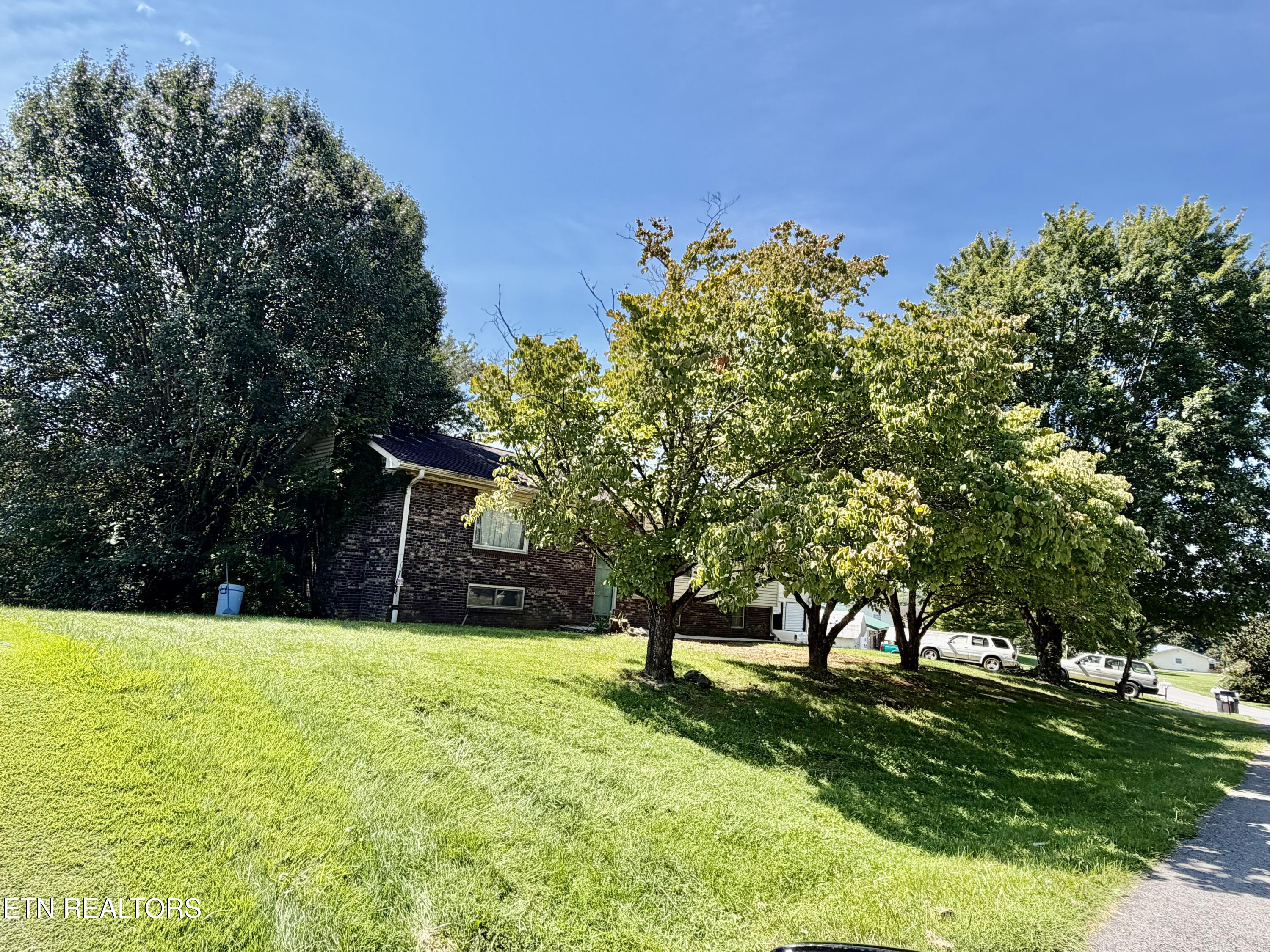 306 Boone Drive Harrogate TN 37752