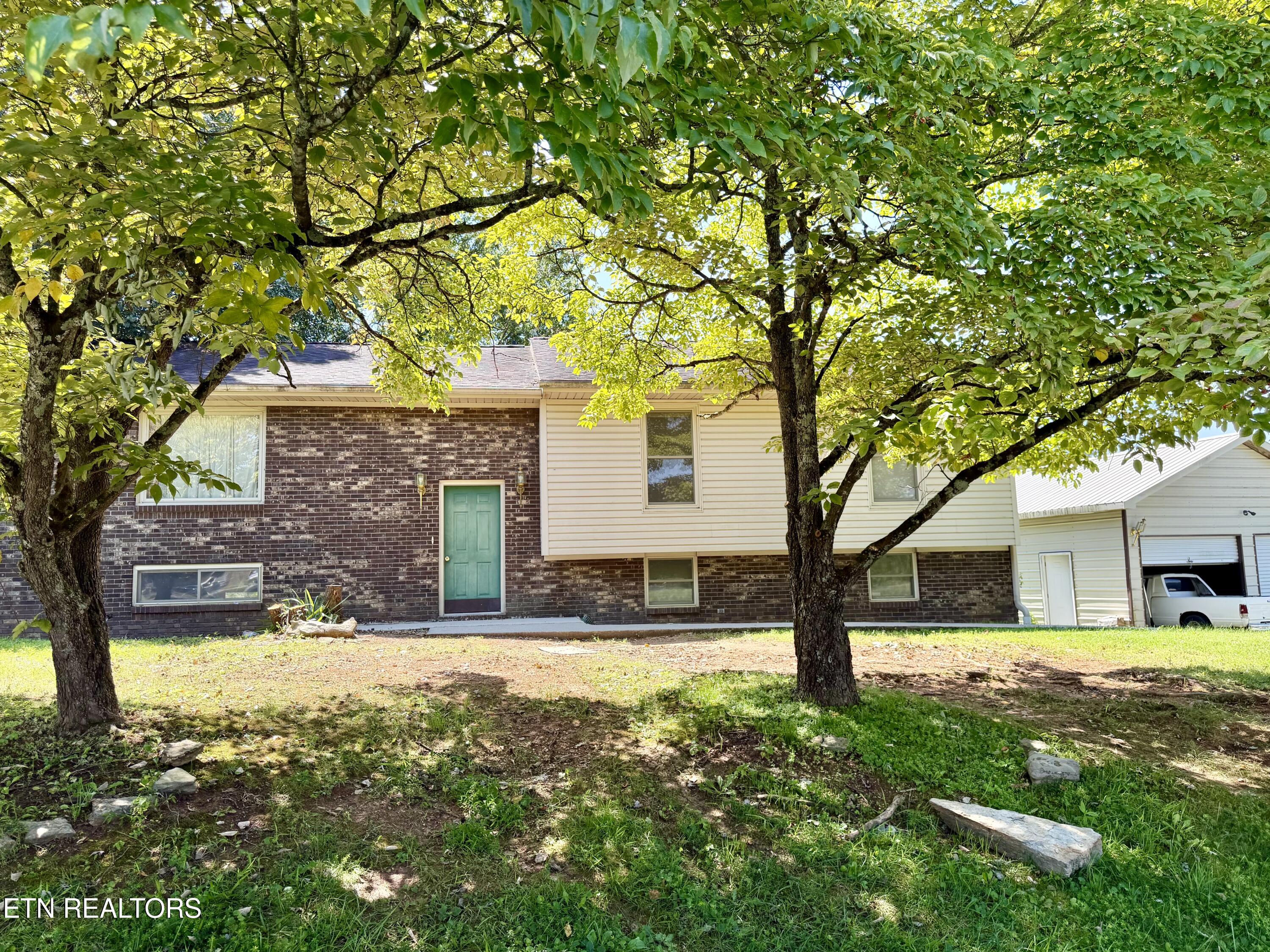 306 Boone Drive Harrogate TN 37752