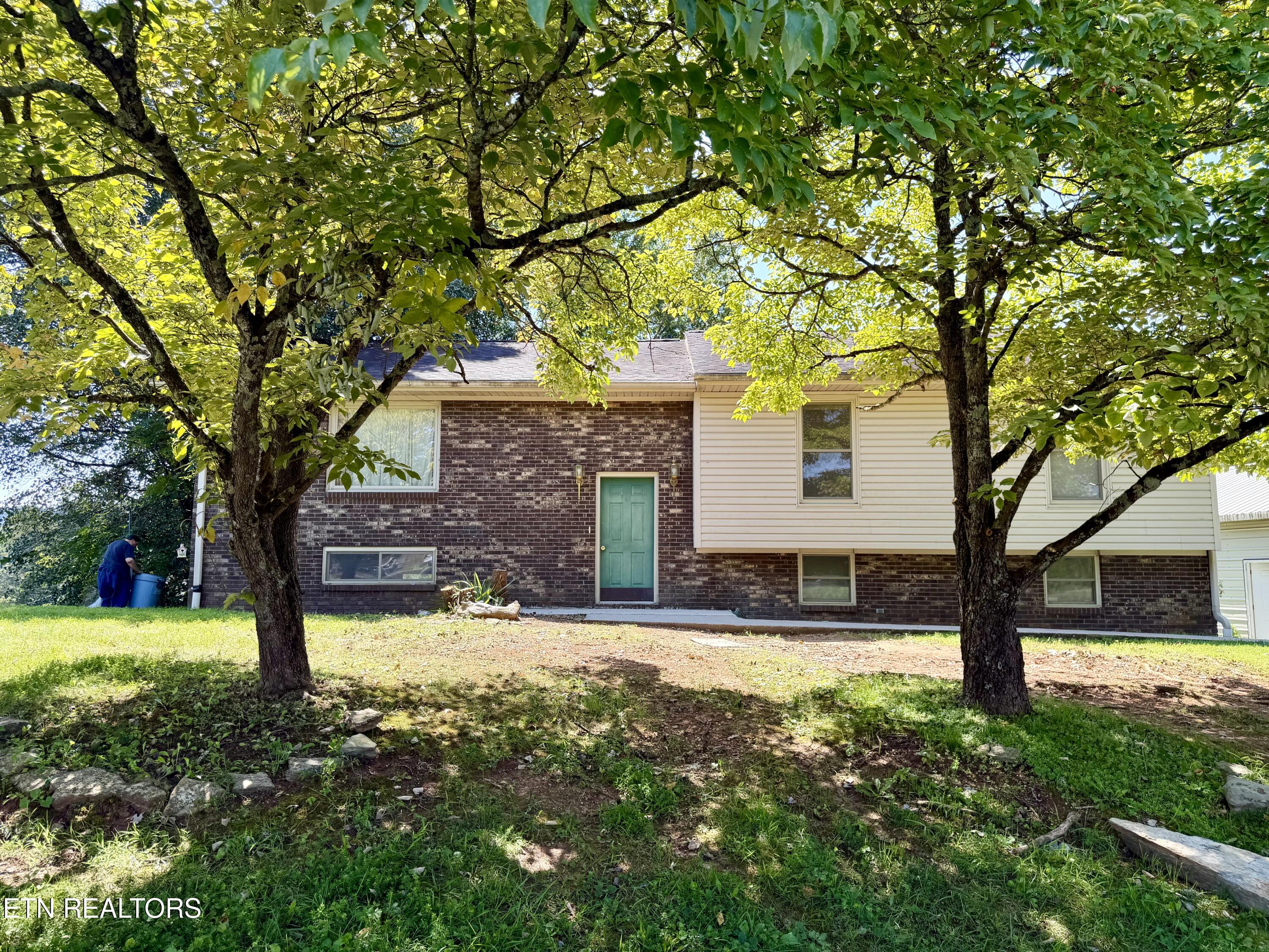 306 Boone Drive Harrogate TN 37752
