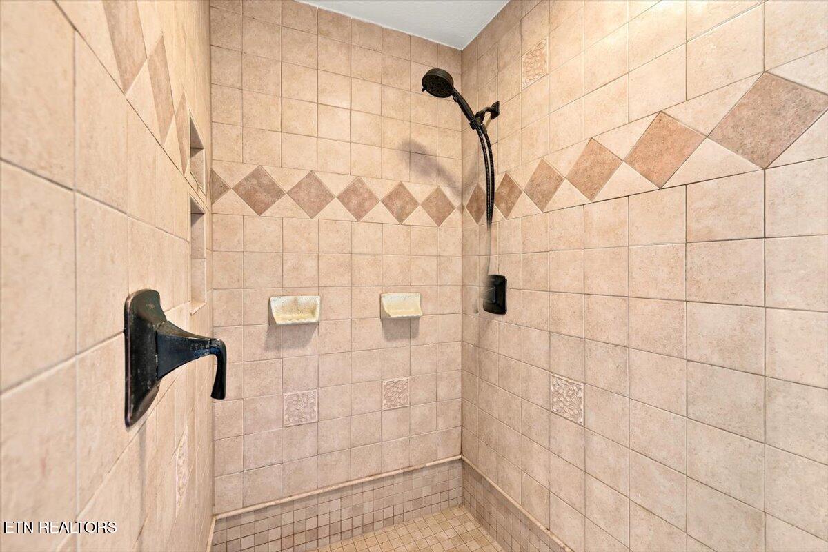 416 Terry Point Road Dandridge TN 37725