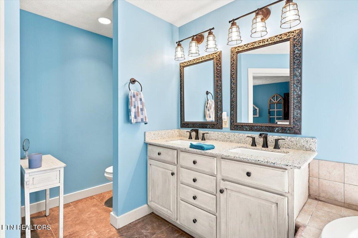 416 Terry Point Road Dandridge TN 37725