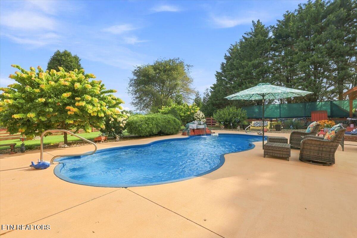 416 Terry Point Road Dandridge TN 37725