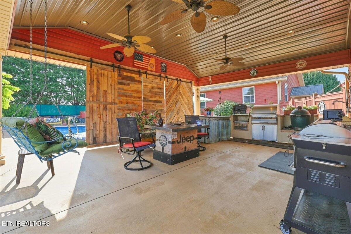 416 Terry Point Road Dandridge TN 37725