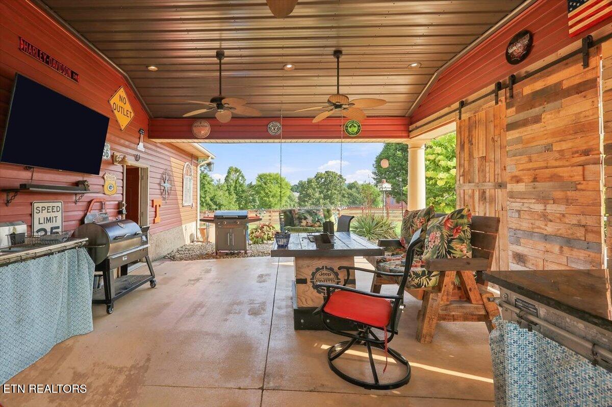 416 Terry Point Road Dandridge TN 37725