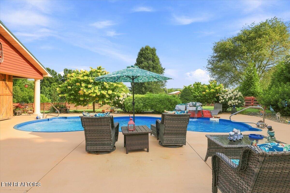 416 Terry Point Road Dandridge TN 37725