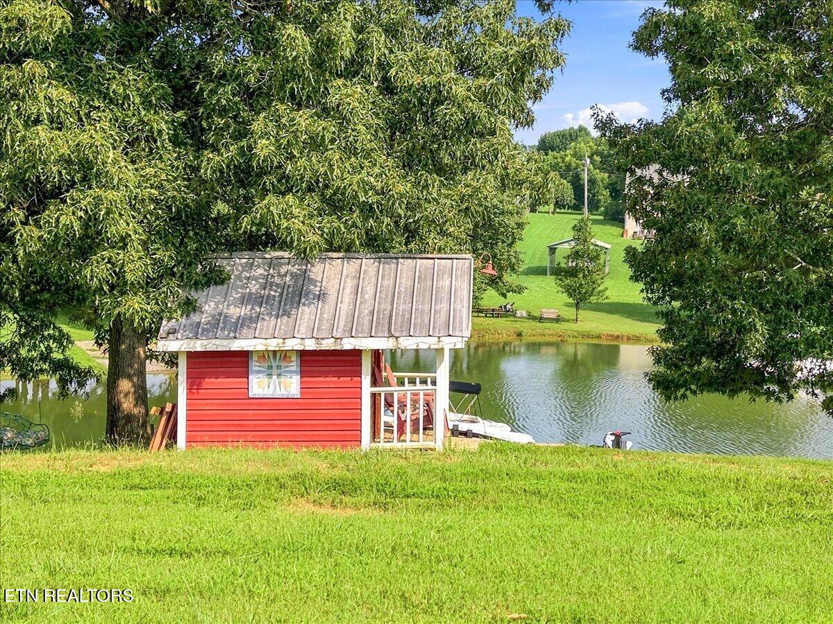 416 Terry Point Road Dandridge TN 37725