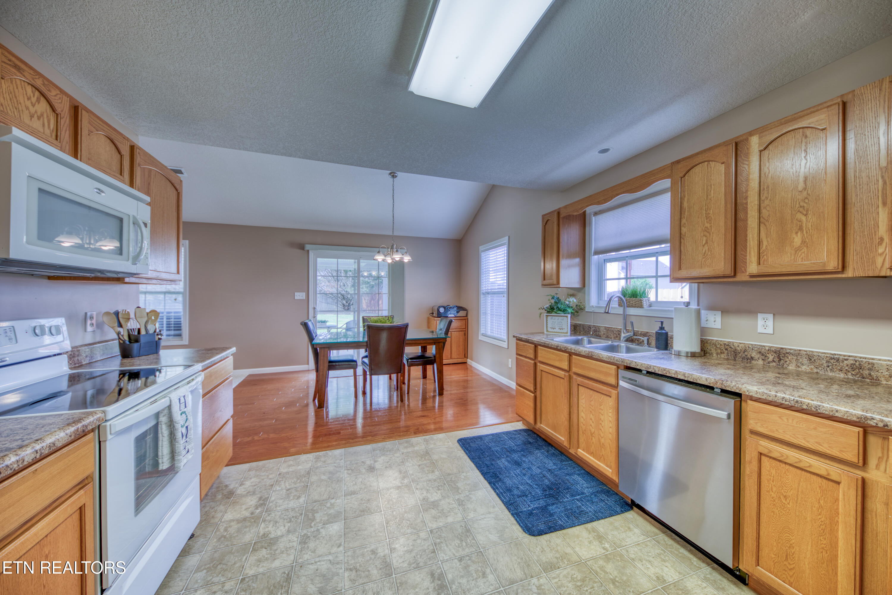 8413 Reality Lane Corryton TN 37721