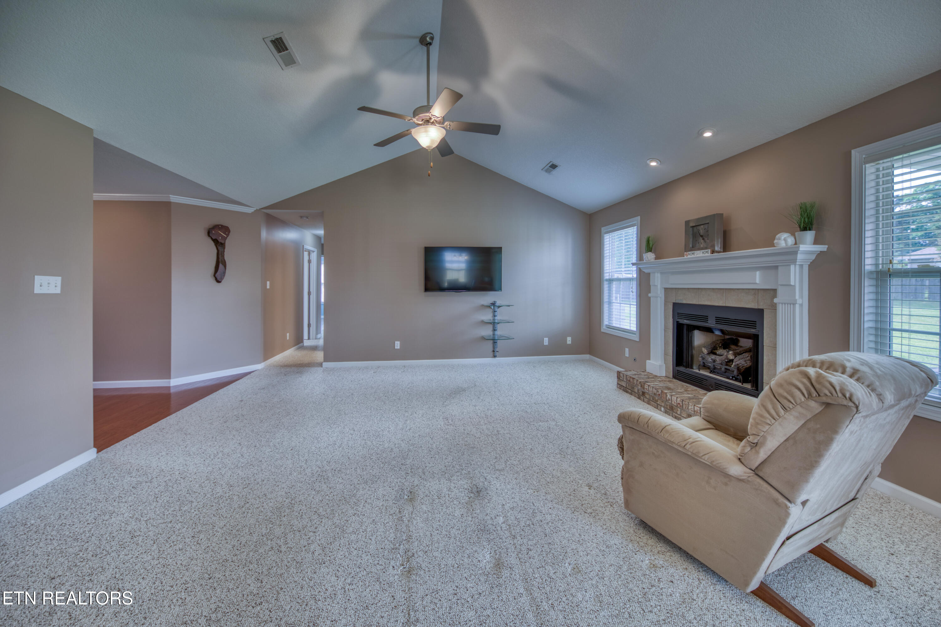 8413 Reality Lane Corryton TN 37721