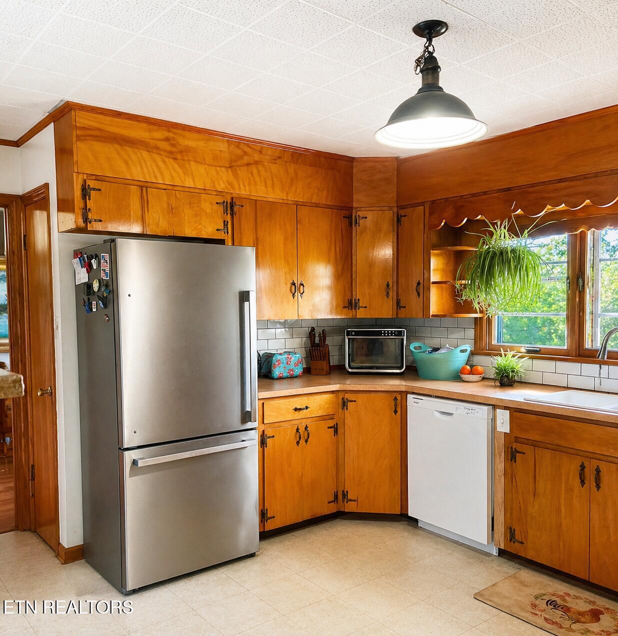 1848 Sparta Highway Crossville TN 38572