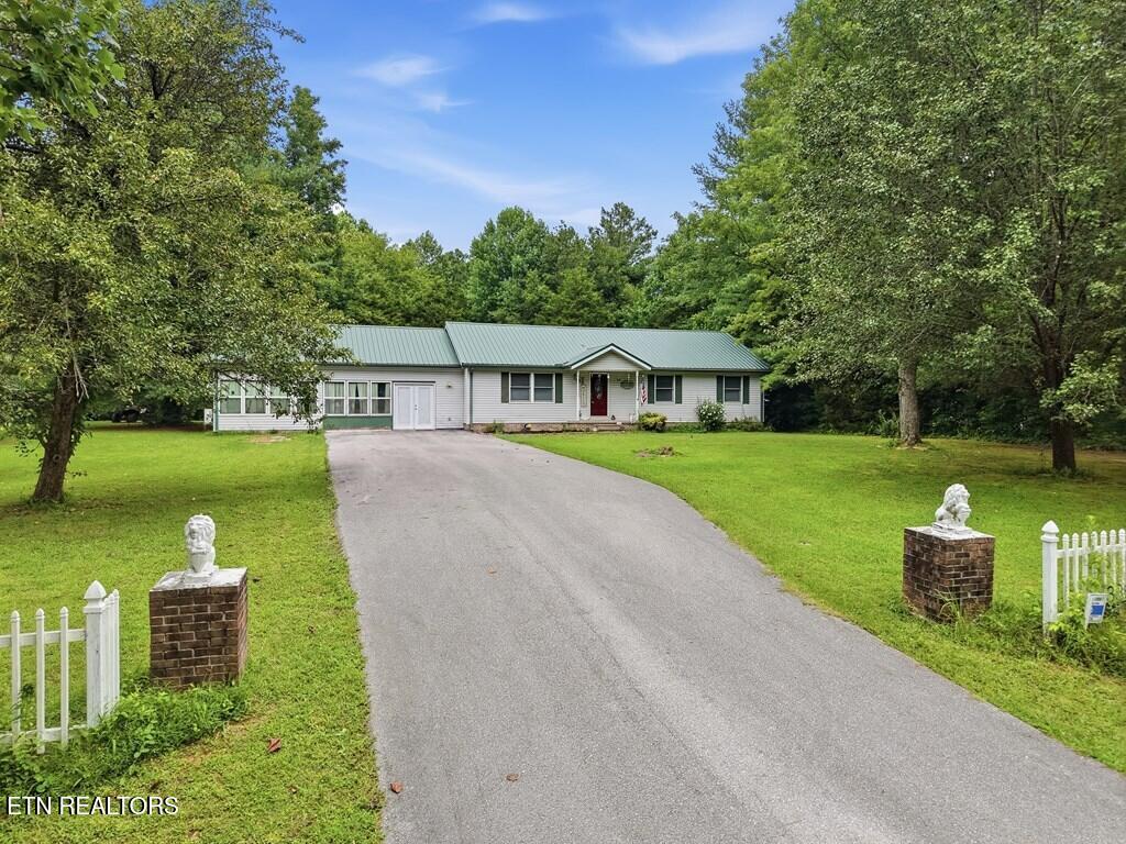 330 Deerfield Road Sparta TN 38583