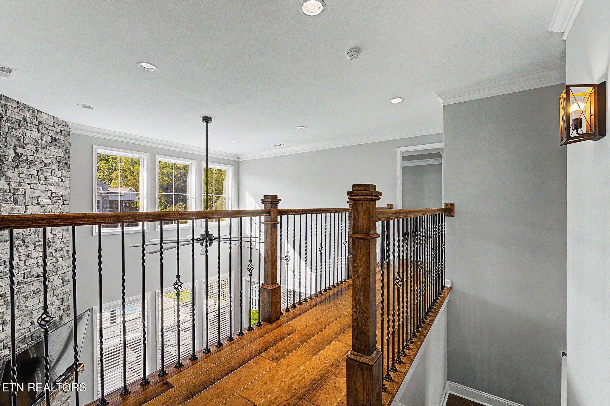 2039 Highland Ridge Lane Knoxville TN 37932