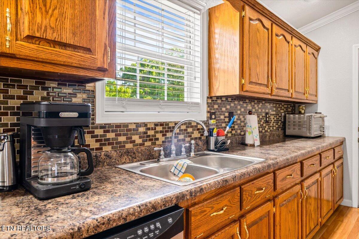 164 Gail Lane Jacksboro TN 37757