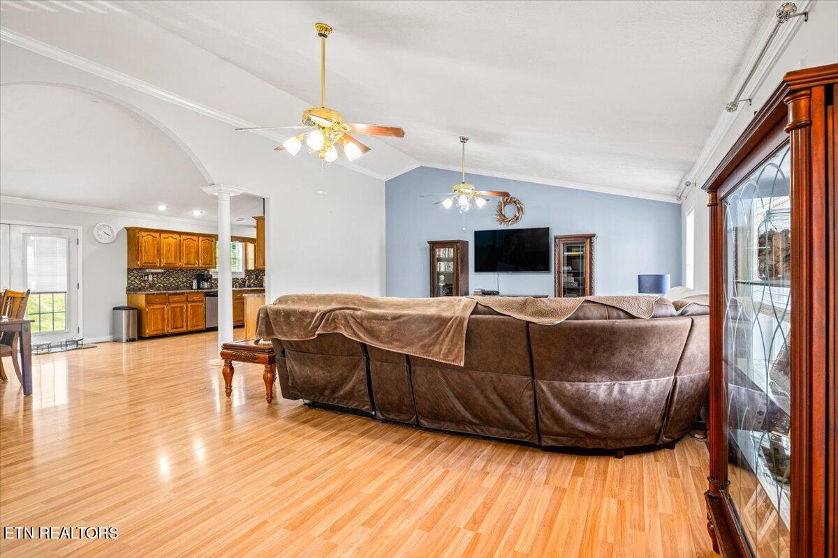 164 Gail Lane Jacksboro TN 37757